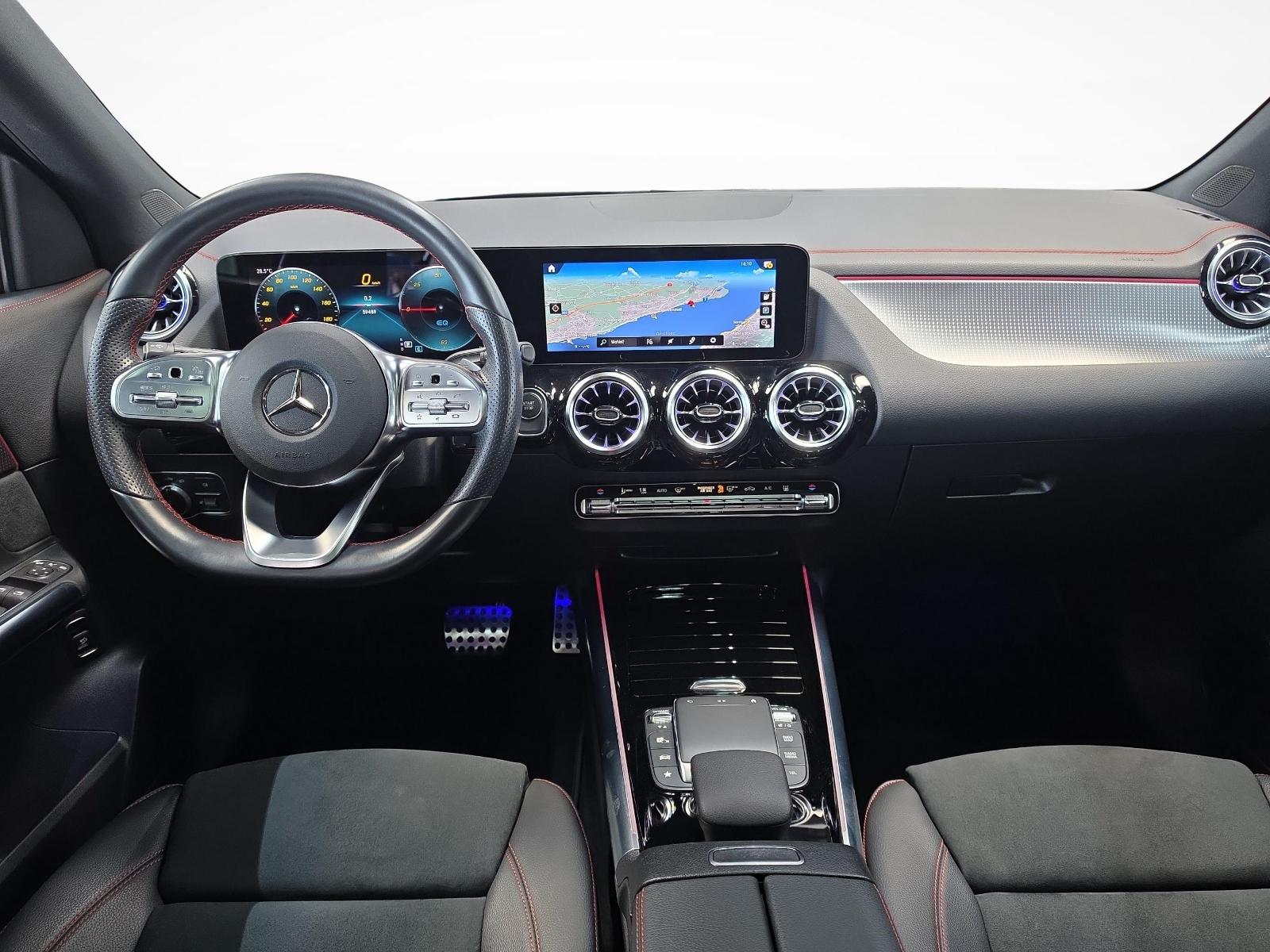 MERCEDES-BENZ EQA 300 4MATIC AMG Line-image-7