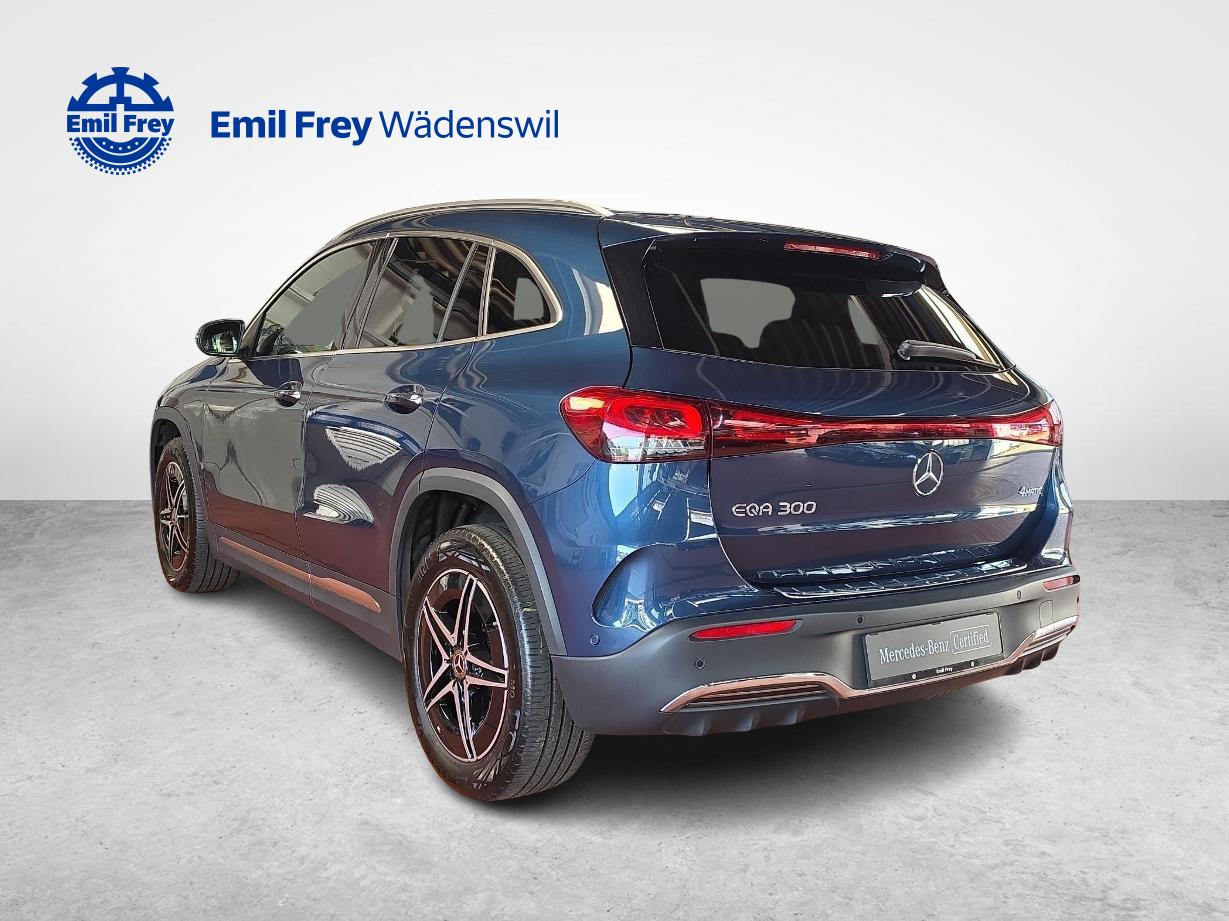 MERCEDES-BENZ EQA 300 4MATIC AMG Line-image-2