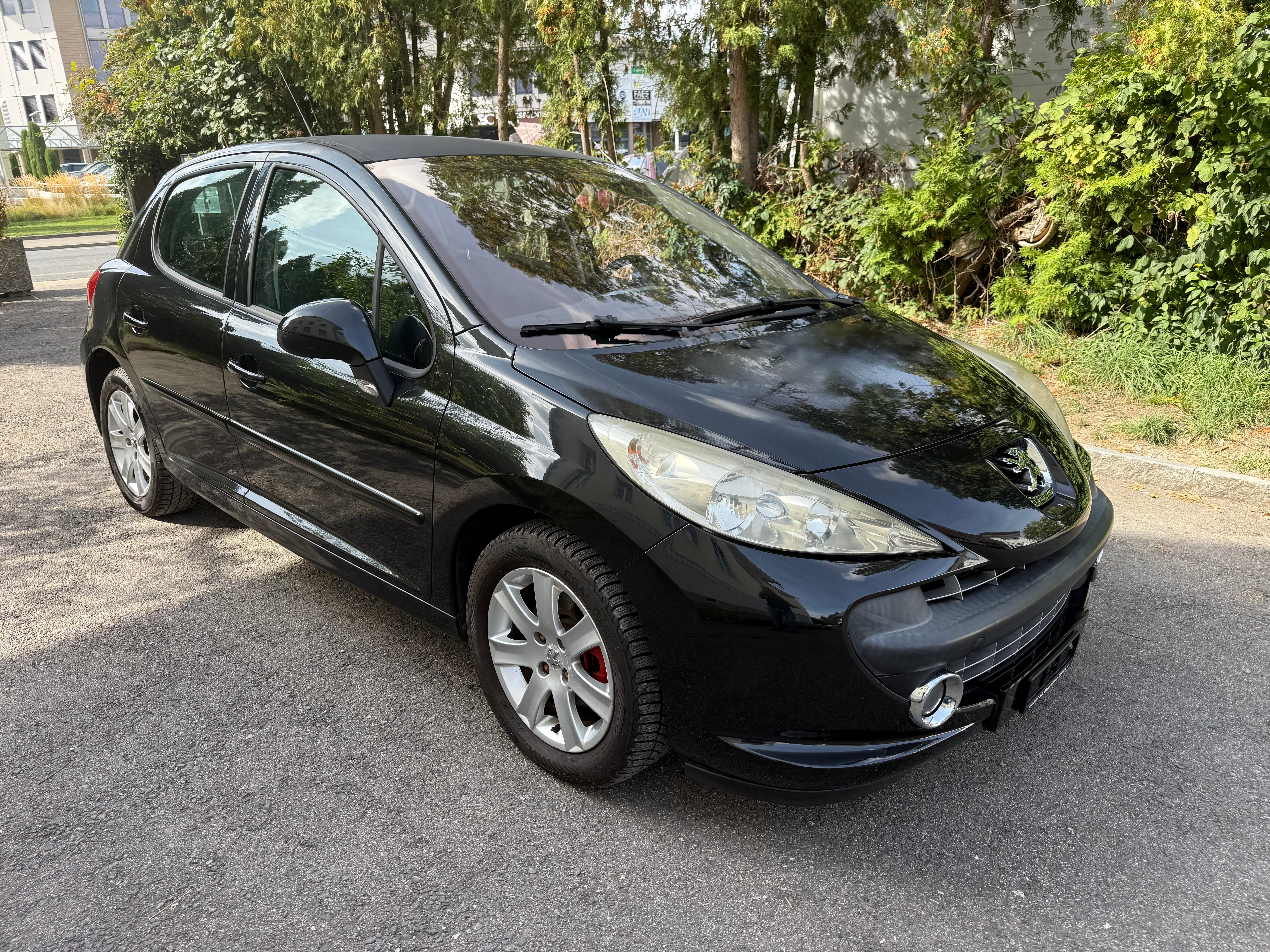 Car photo