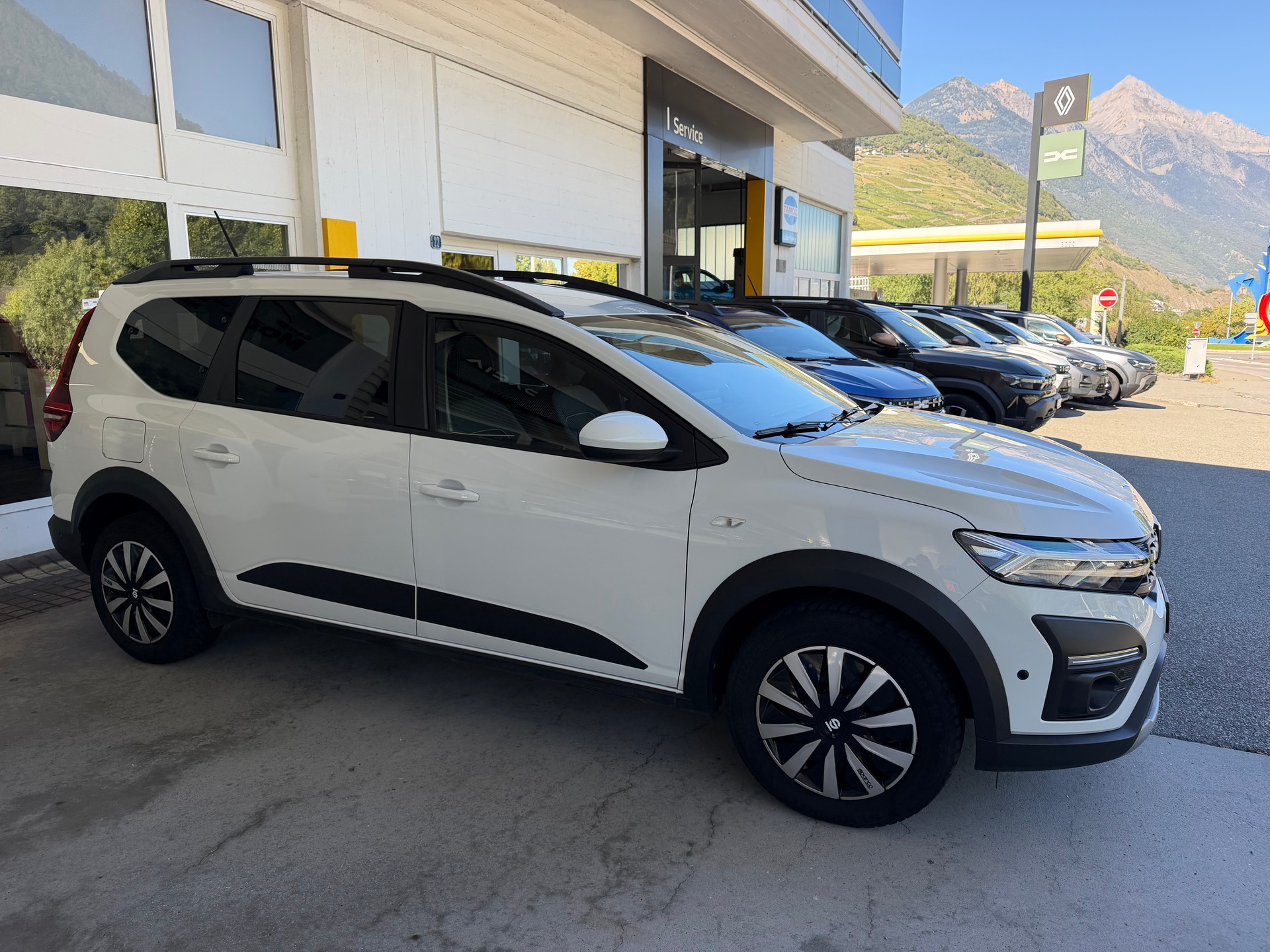 DACIA Jogger TCe 110 Comfort-image-3