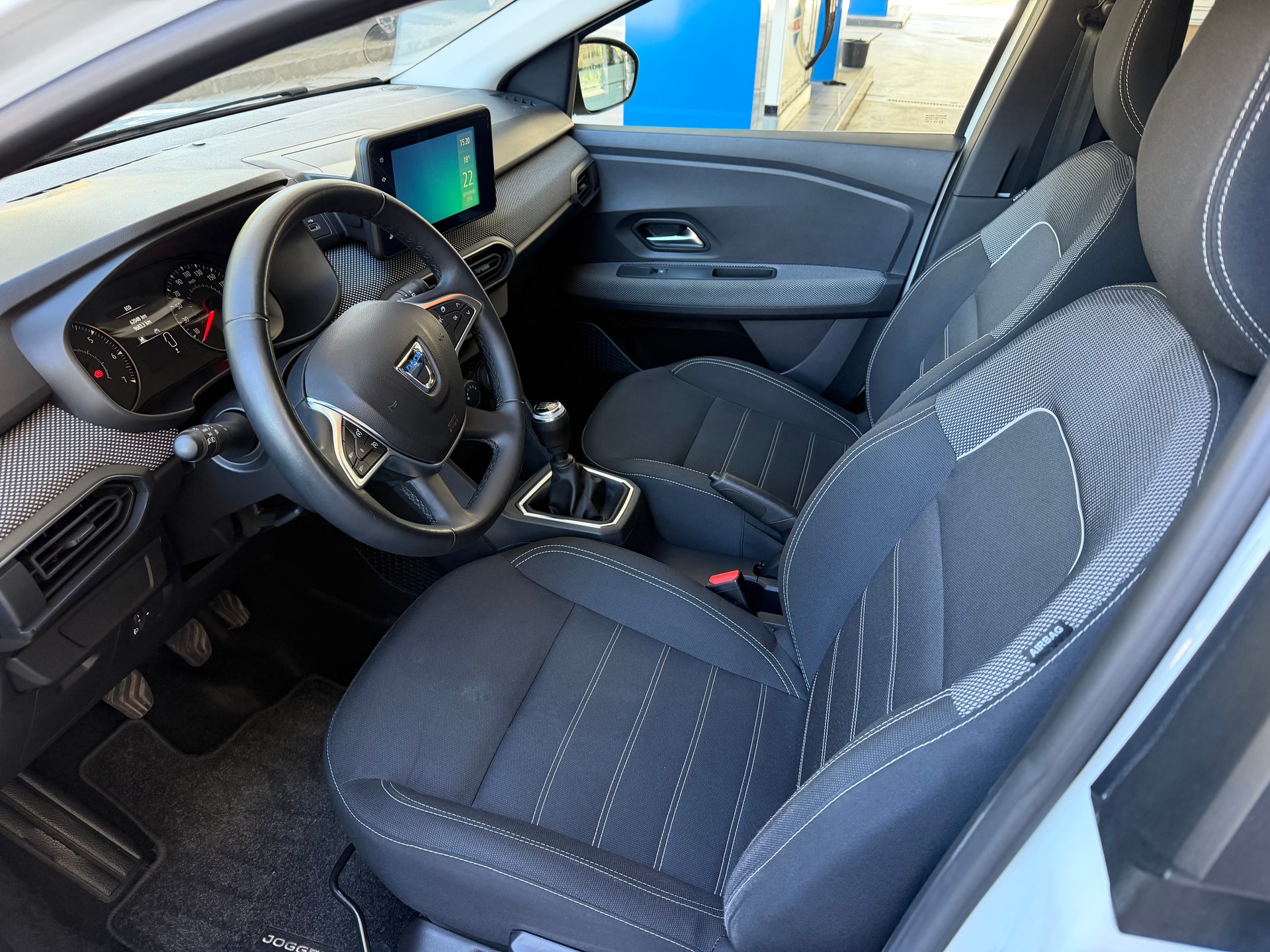 DACIA Jogger TCe 110 Comfort-image-5