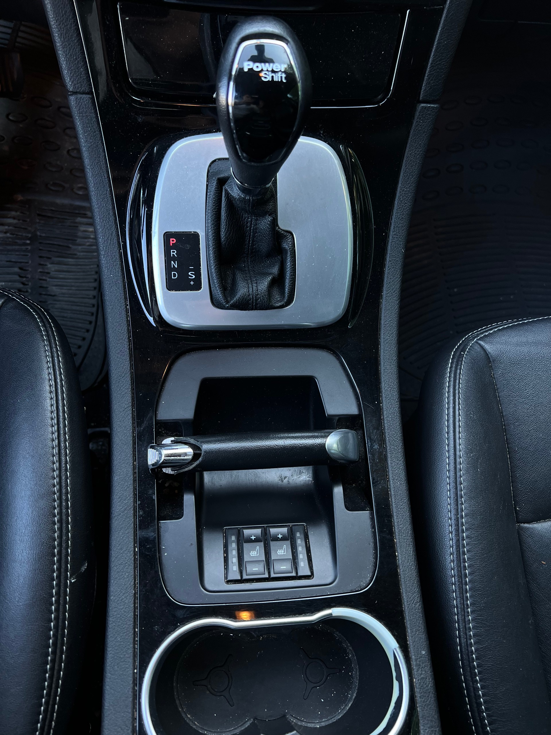 FORD Galaxy 2.0 TDCi Titanium PowerShift-image-7