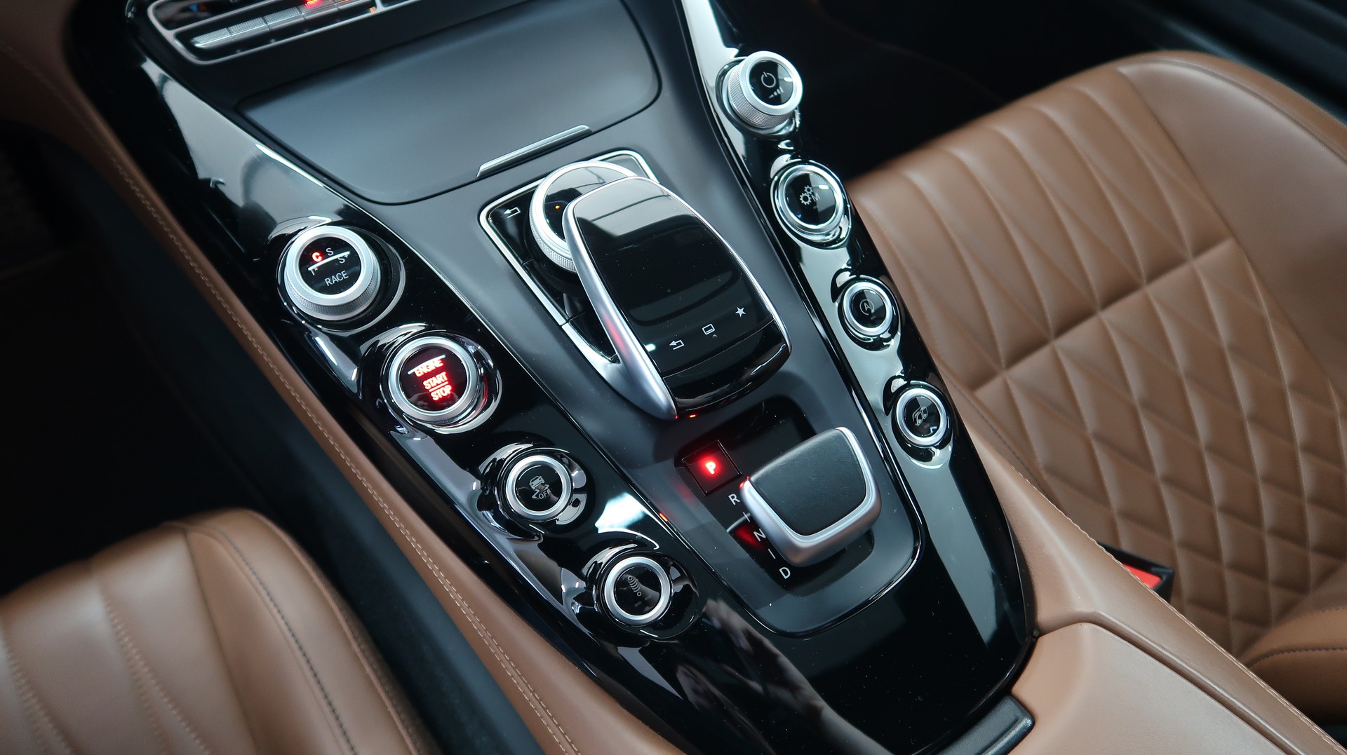 MERCEDES-BENZ AMG GT S Speedshift DCT / CH / EXPERTISE / MFK / GARANTIE / 510CV-image-19