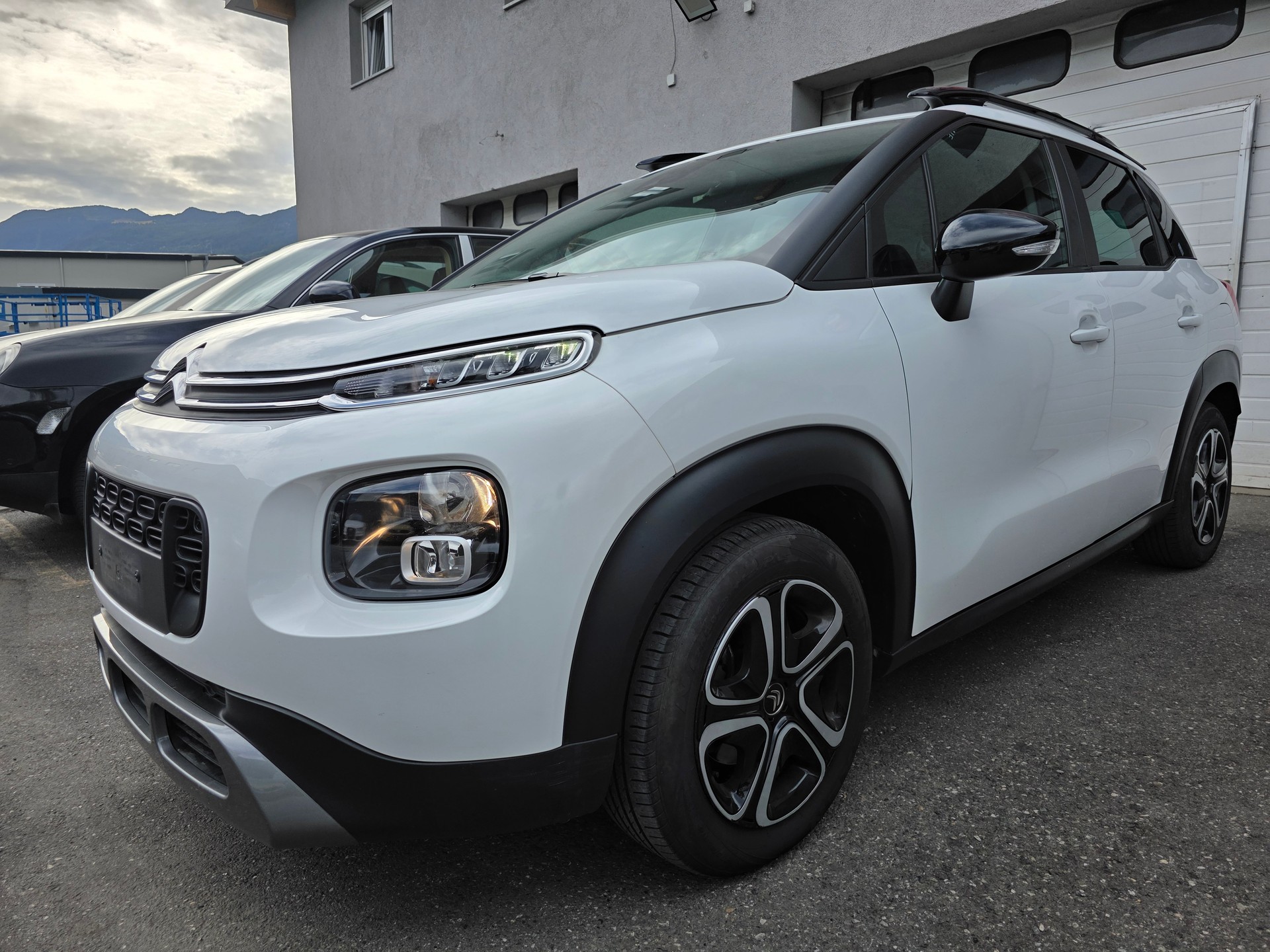 CITROEN C3 Aircross 1.5 BlueHD Feel EAT6-image-1