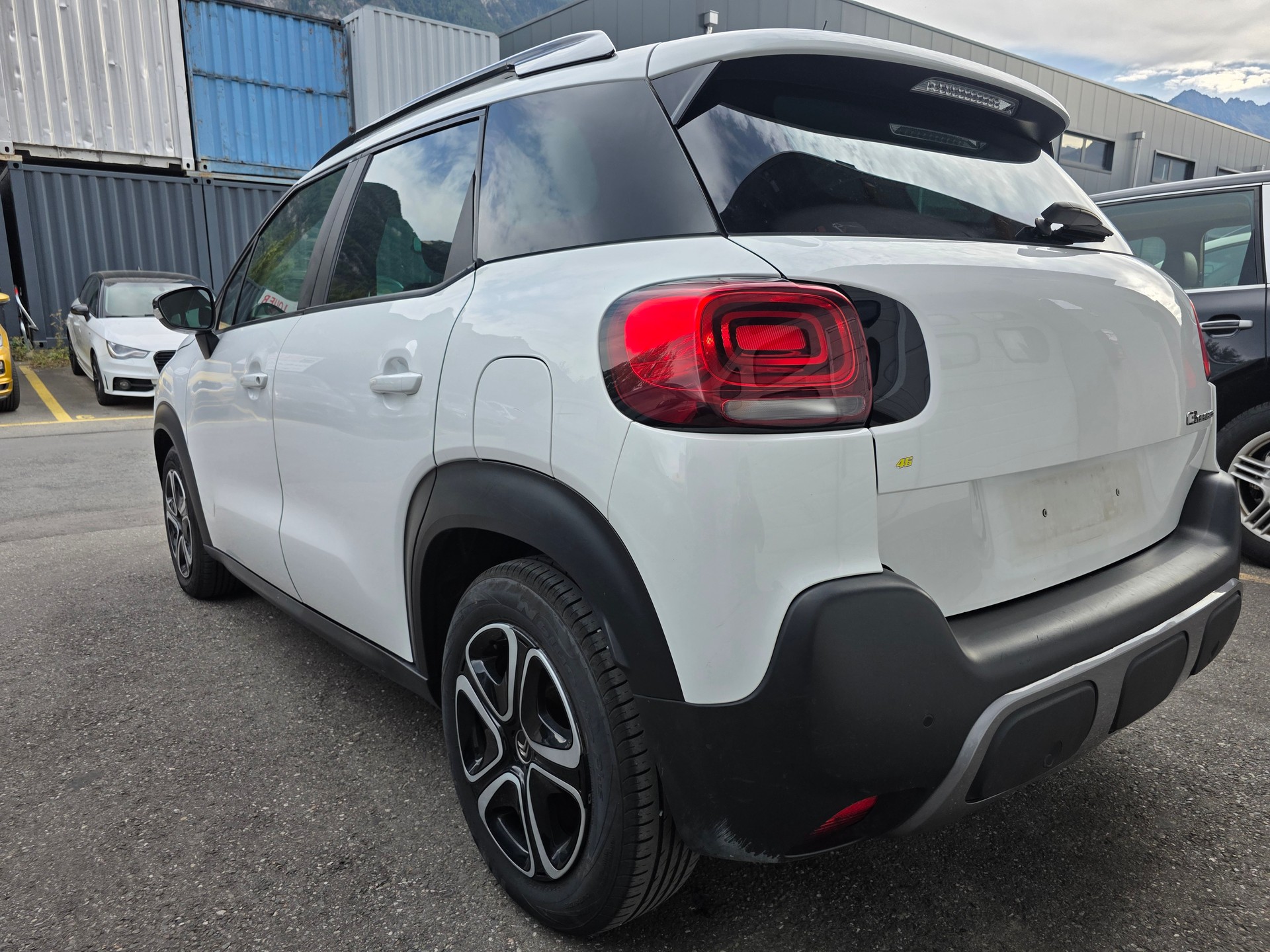 CITROEN C3 Aircross 1.5 BlueHD Feel EAT6-image-2