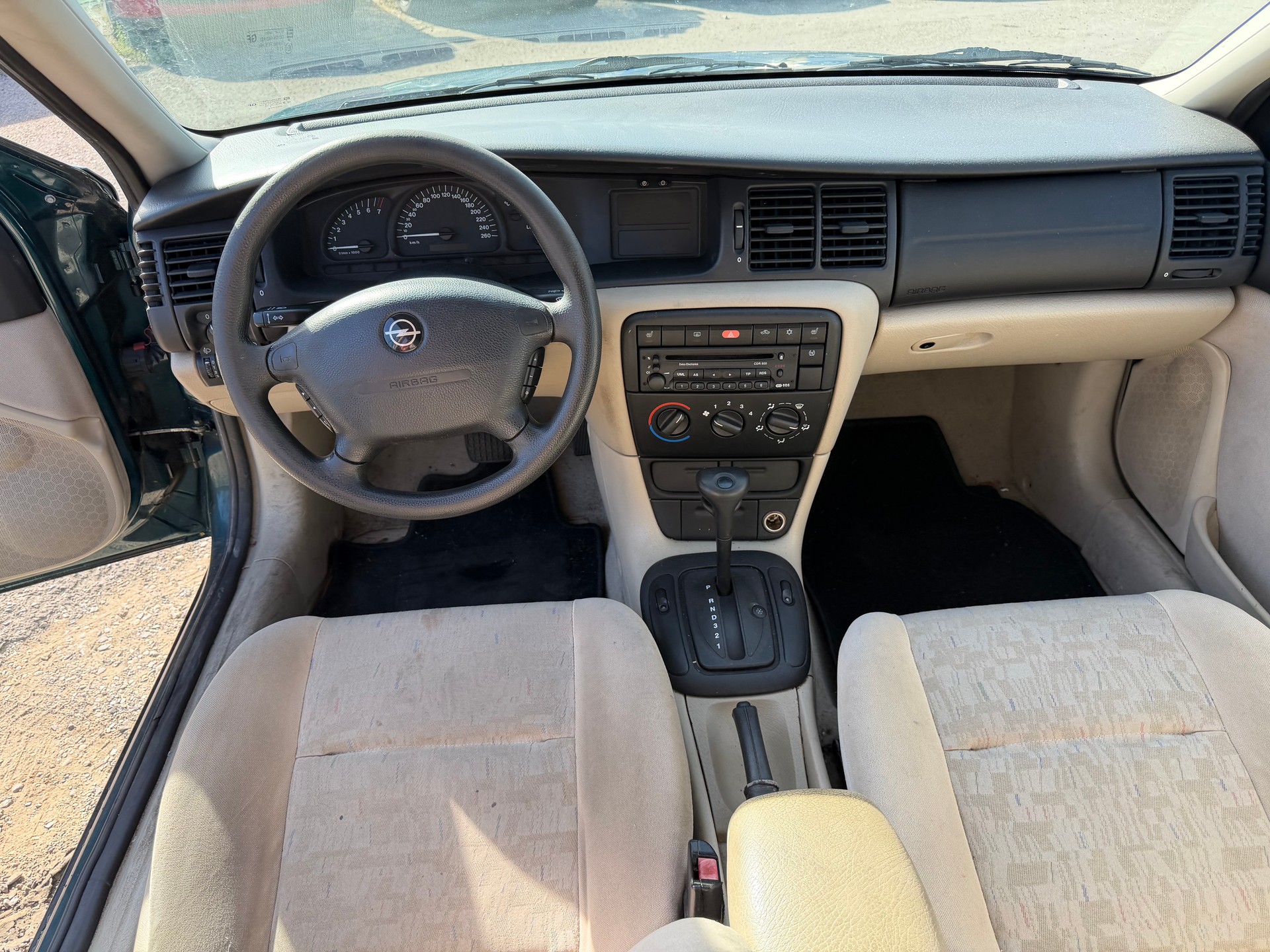 OPEL Vectra 2.0i 16V Elegance-image-8