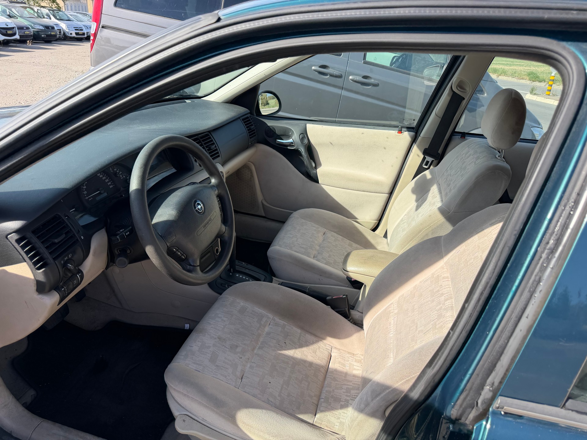 OPEL Vectra 2.0i 16V Elegance-image-10