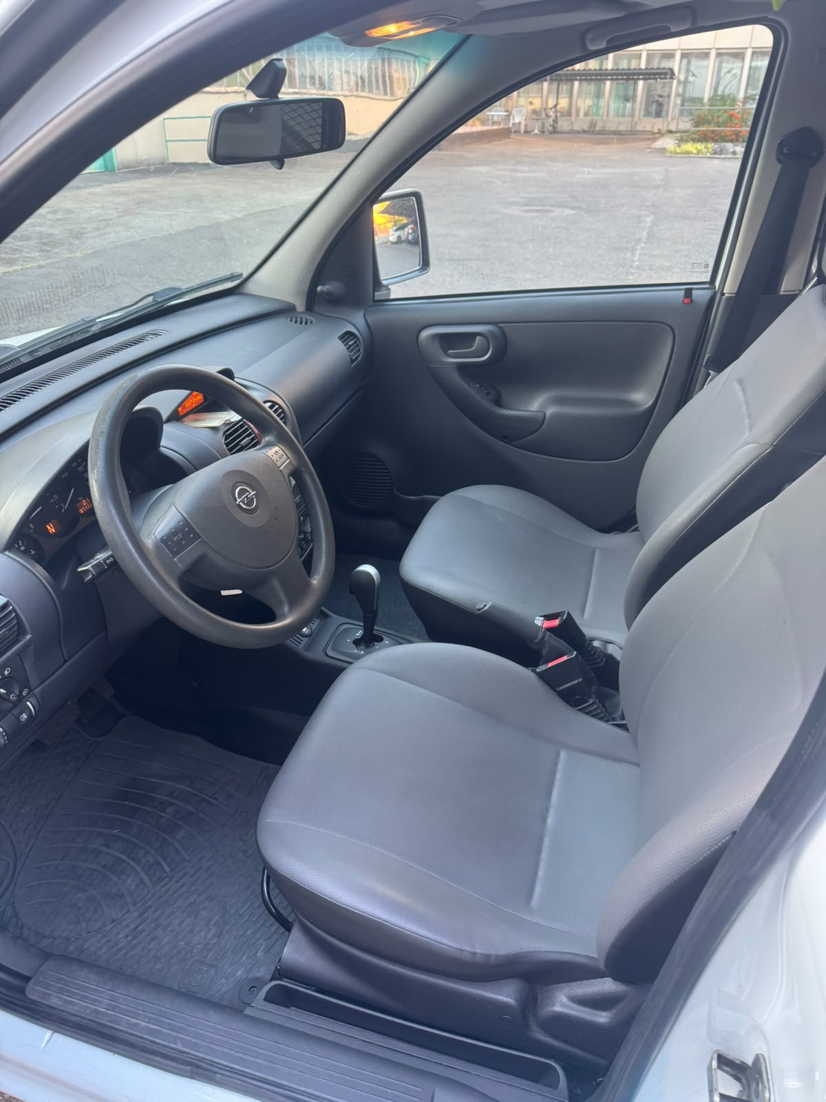 OPEL Combo Van 1.3 CDTI !!! Automat!!! Wie Neu Auto-image-8