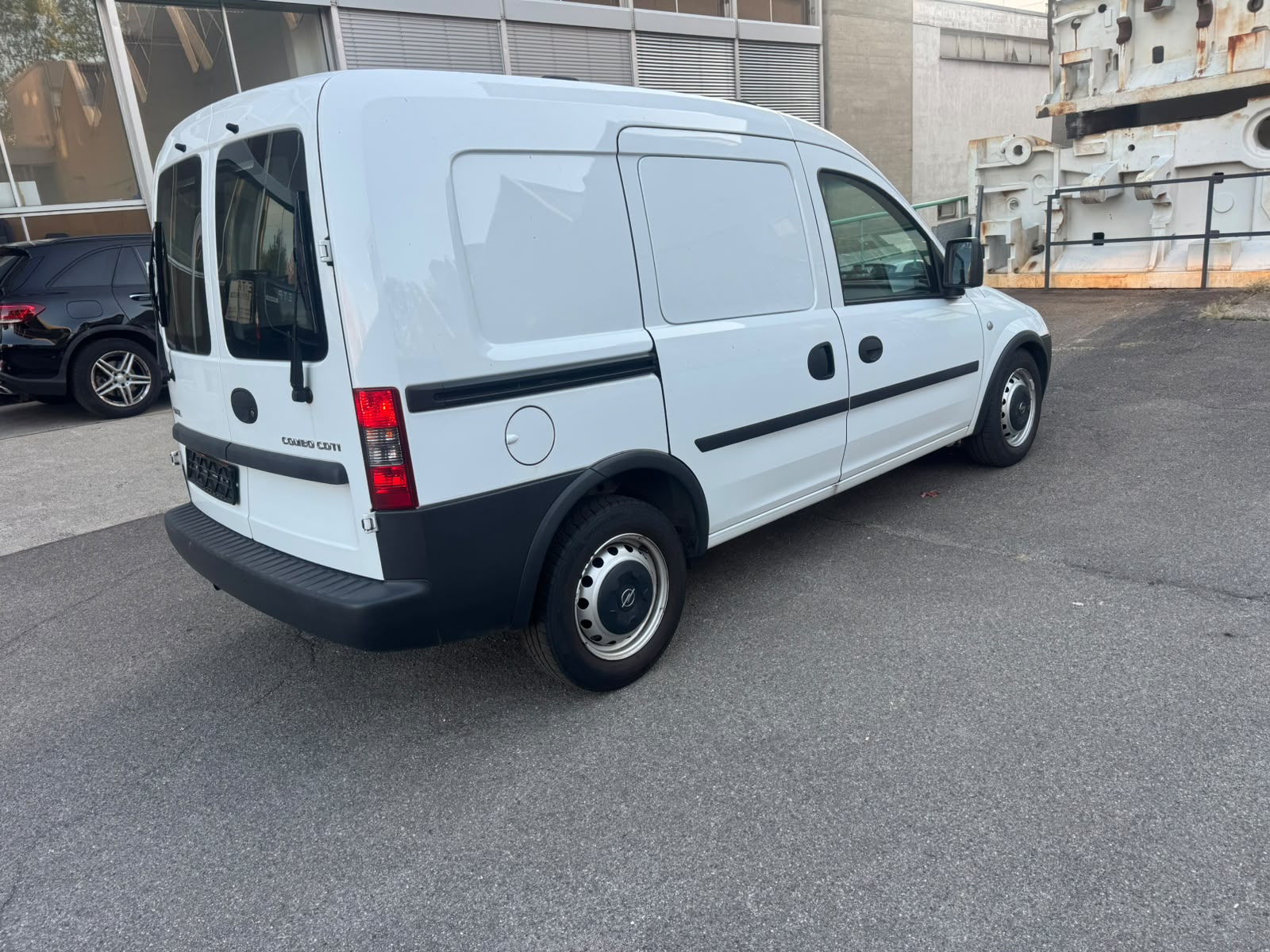 OPEL Combo Van 1.3 CDTI !!! Automat!!! Wie Neu Auto-image-3