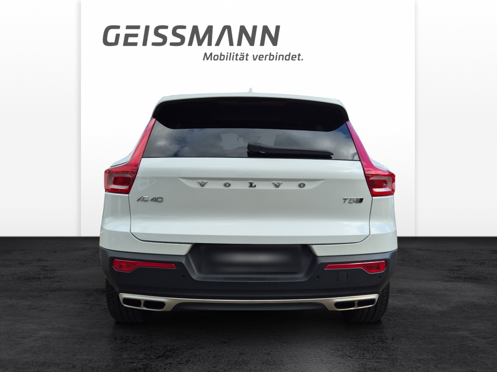 VOLVO XC40 2.0 T5 Inscription AWD-image-5