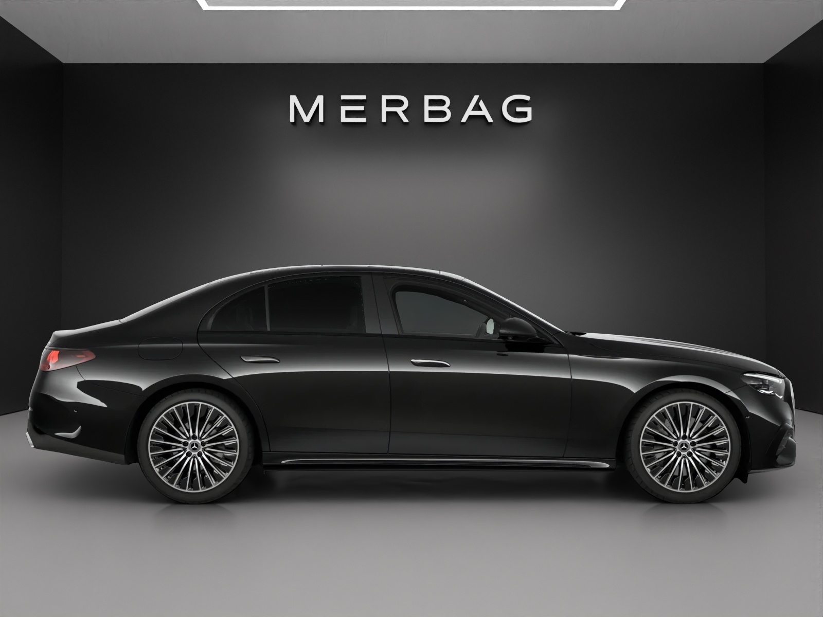 MERCEDES-BENZ E 220 d 4Matic 9G-Tronic-image-1