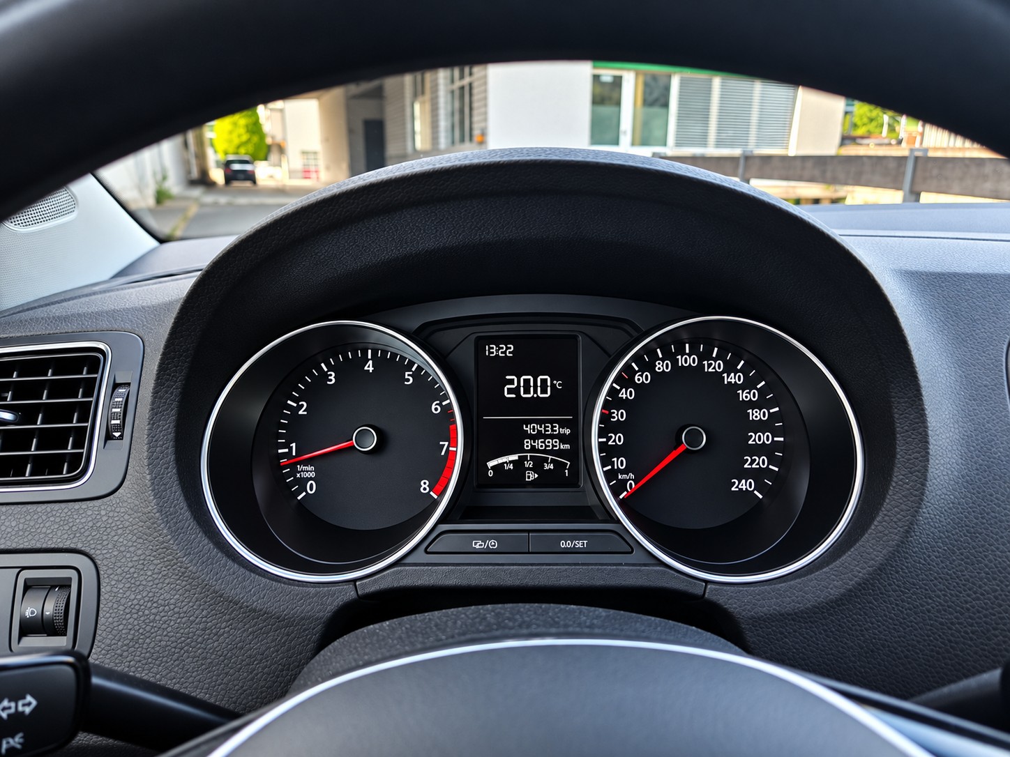 VW Polo 1.2 TSI BMT Trendline-image-6