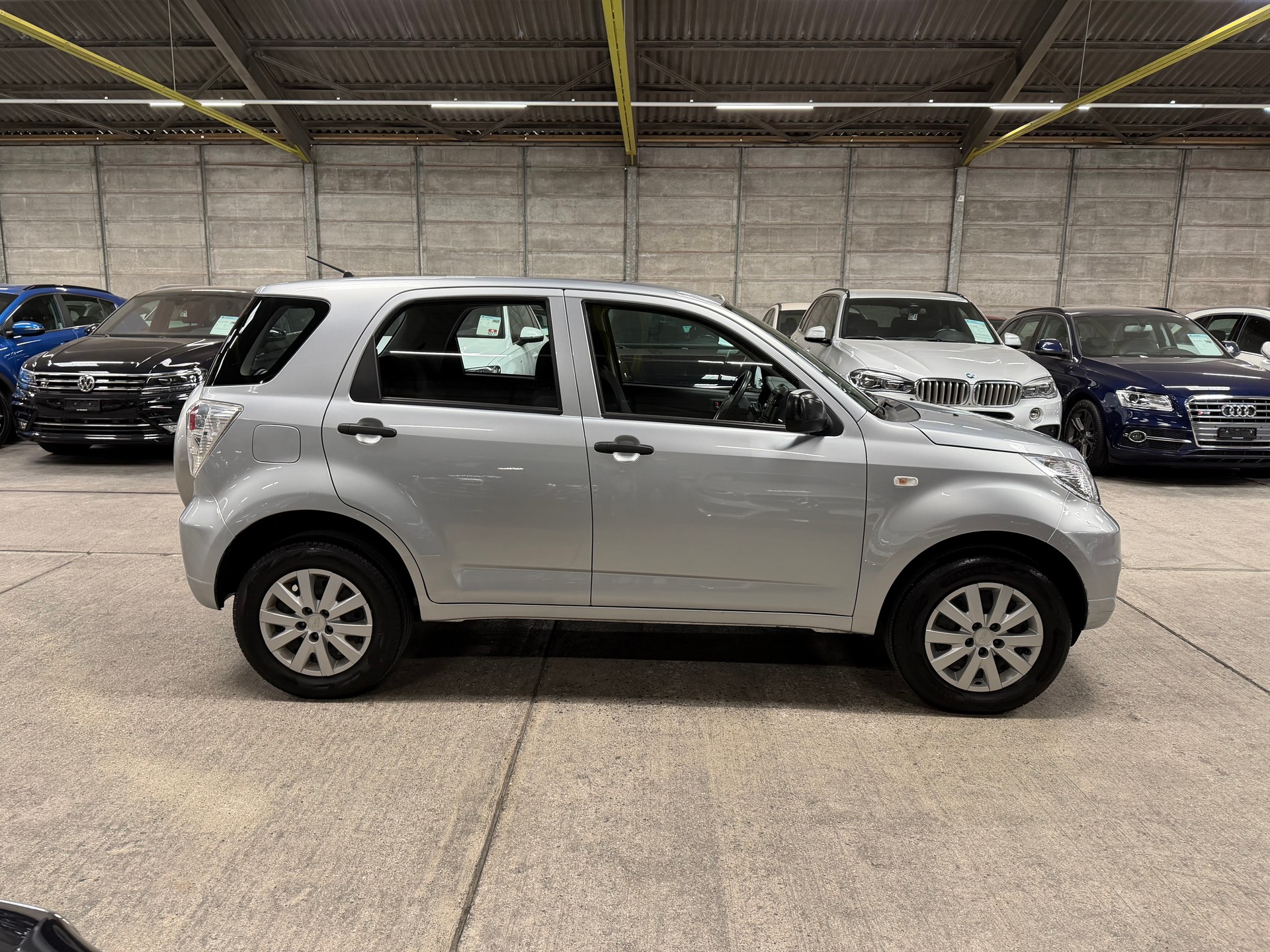 DAIHATSU Terios 1.5 16V 4WD-showroom-element-2