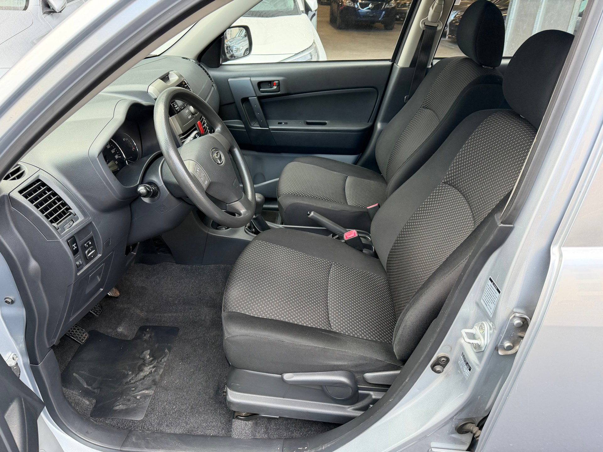 DAIHATSU Terios 1.5 16V 4WD-image-5