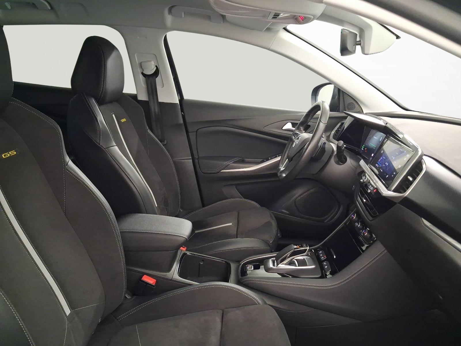 OPEL Grandland 1.6 T PHEV GSE-image-9