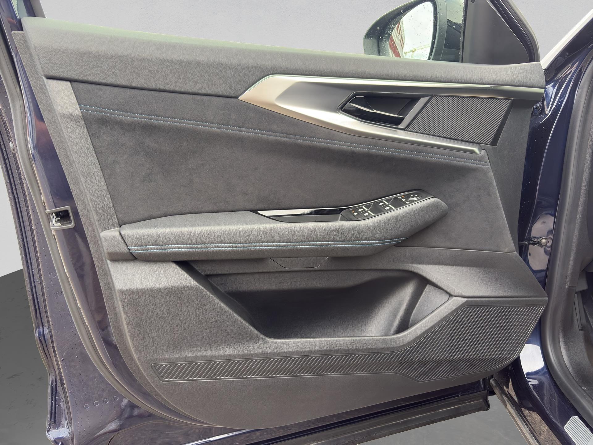 RENAULT Espace 1.2 E-Tech 200 Esprit Alpine 5-Sitze-image-23