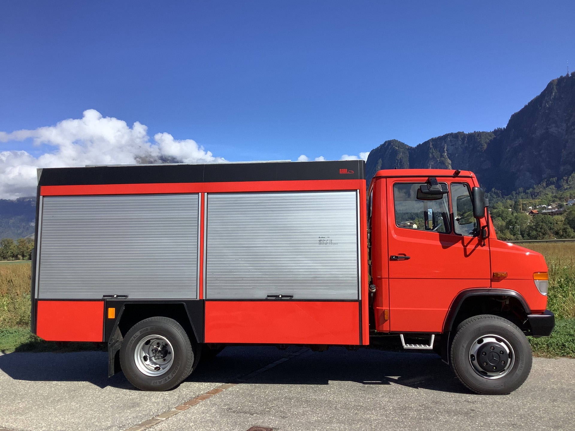 MERCEDES-BENZ Vario 4x4 814 / 815-image-2