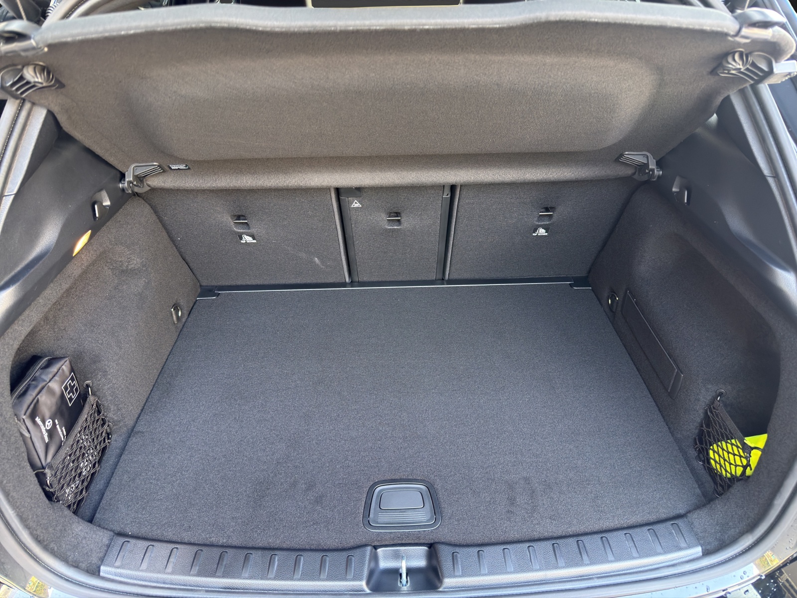 MERCEDES-BENZ GLA 200 7G-DCT-image-7