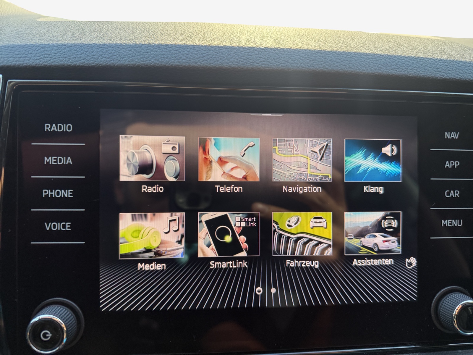SKODA Karoq 1.5 TSI ACT Drive DSG-image-14