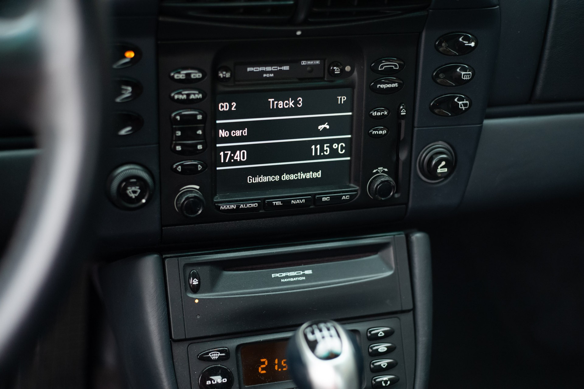 PORSCHE 3.6 Turbo-image-8