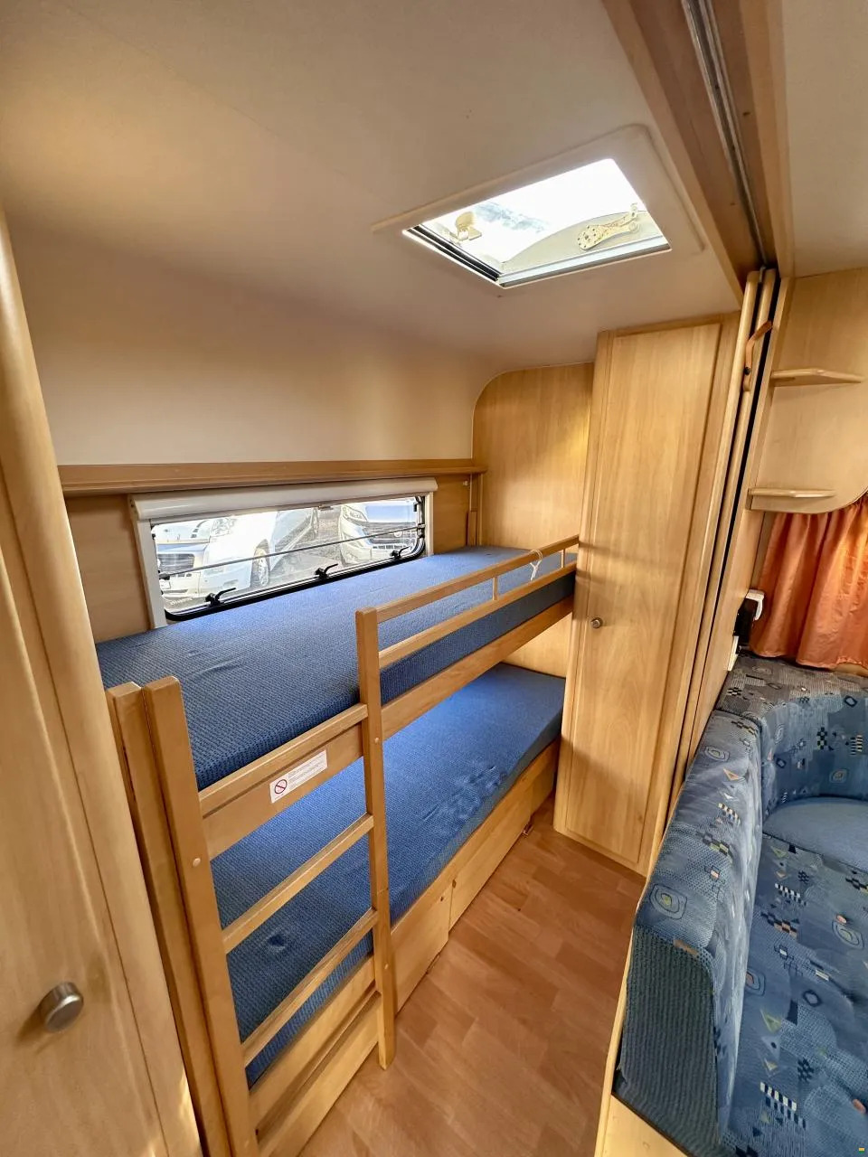 DETHLEFFS Camper Lifestyle 560 SK - Stcokbetten-image-12