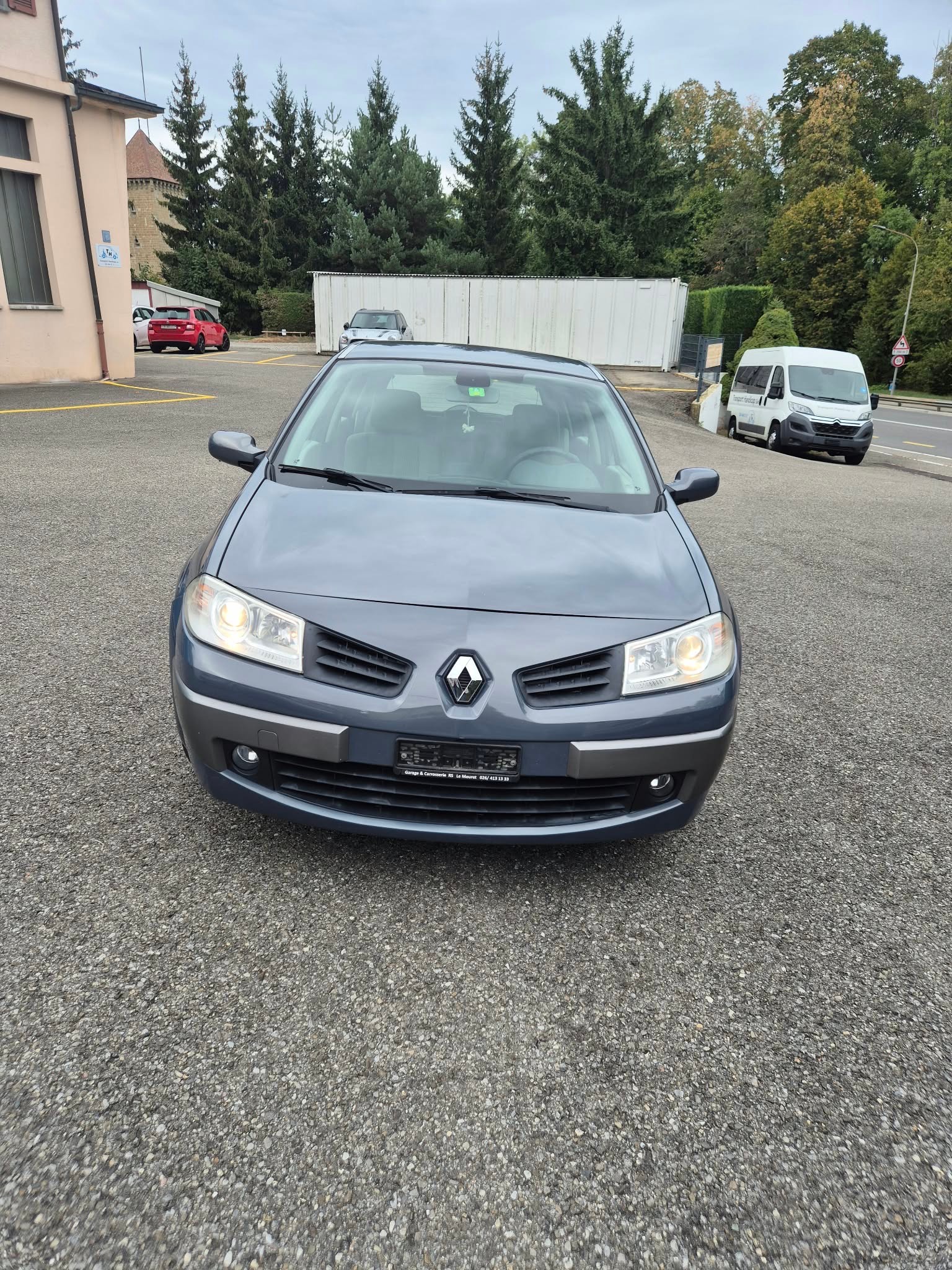 Car photo