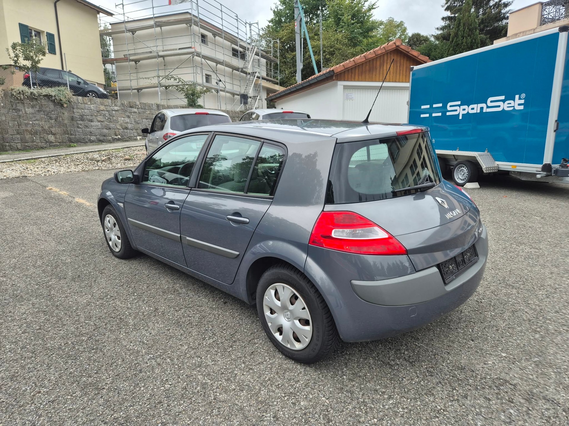 RENAULT Mégane 1.6 16V Dynamique-image-6