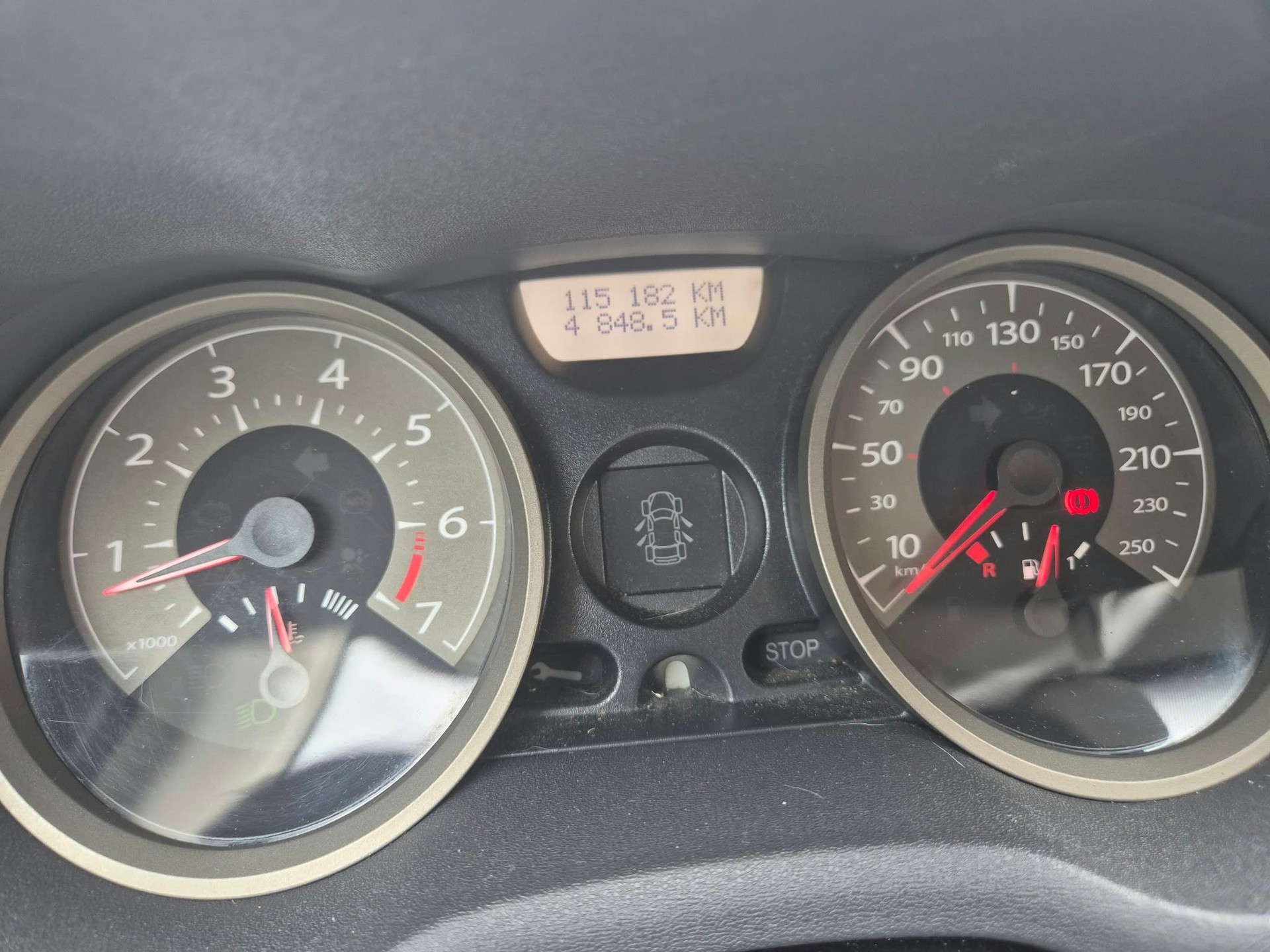 RENAULT Mégane 1.6 16V Dynamique-image-3