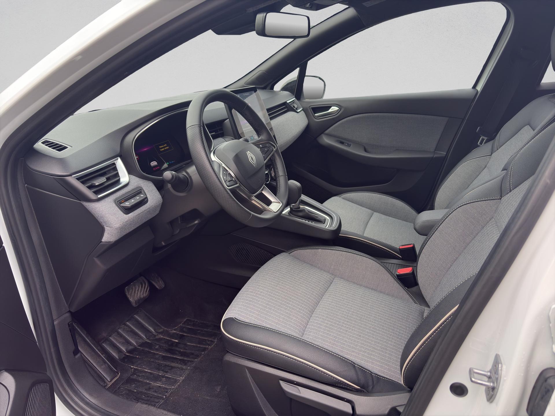 RENAULT Clio 1.6 E-Tech Techno-image-8