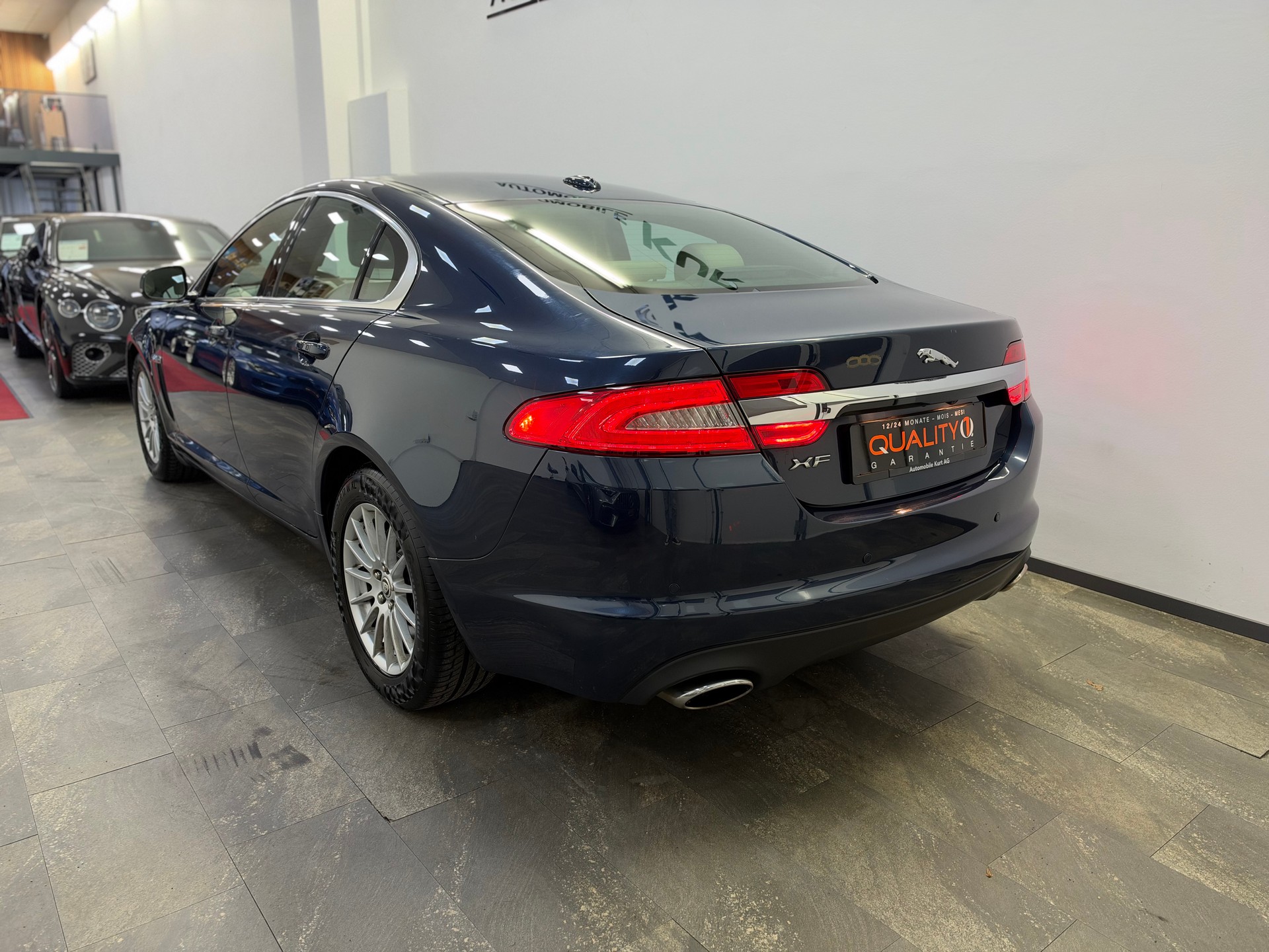 JAGUAR XF 3.0d V6-image-3