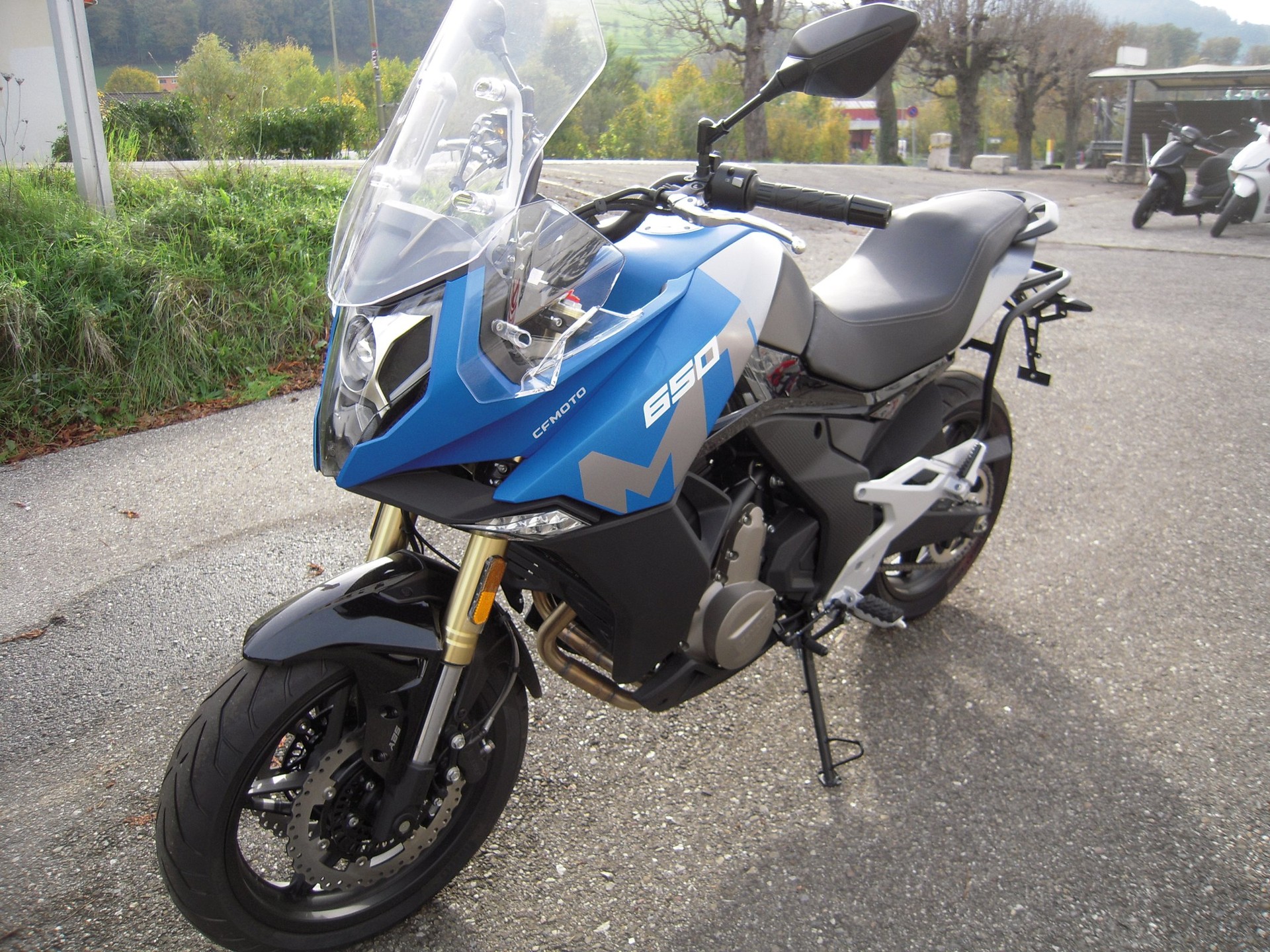CF MOTO 650 MT-image-2