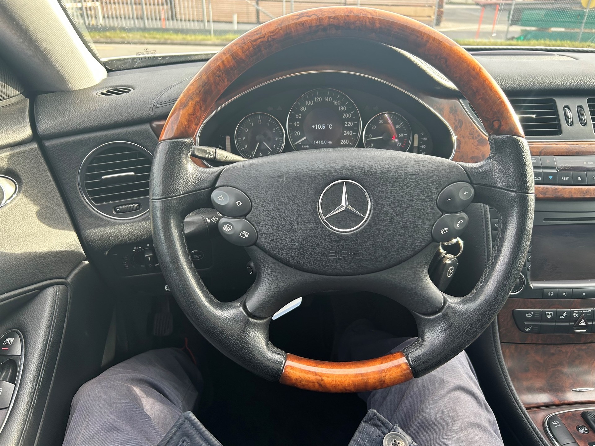 MERCEDES-BENZ CLS 500 7G-Tronic-image-10