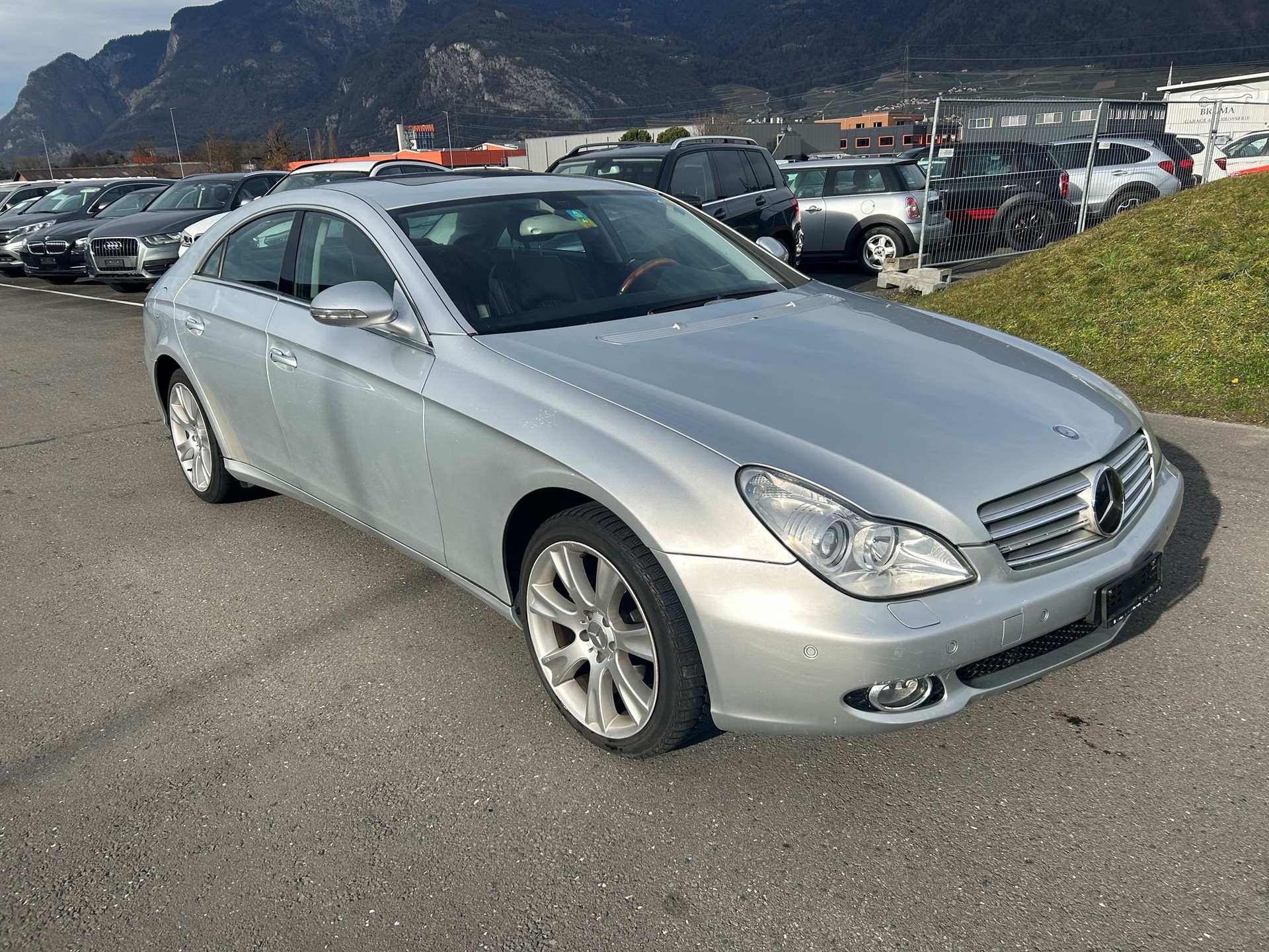 MERCEDES-BENZ CLS 500 7G-Tronic-image-2