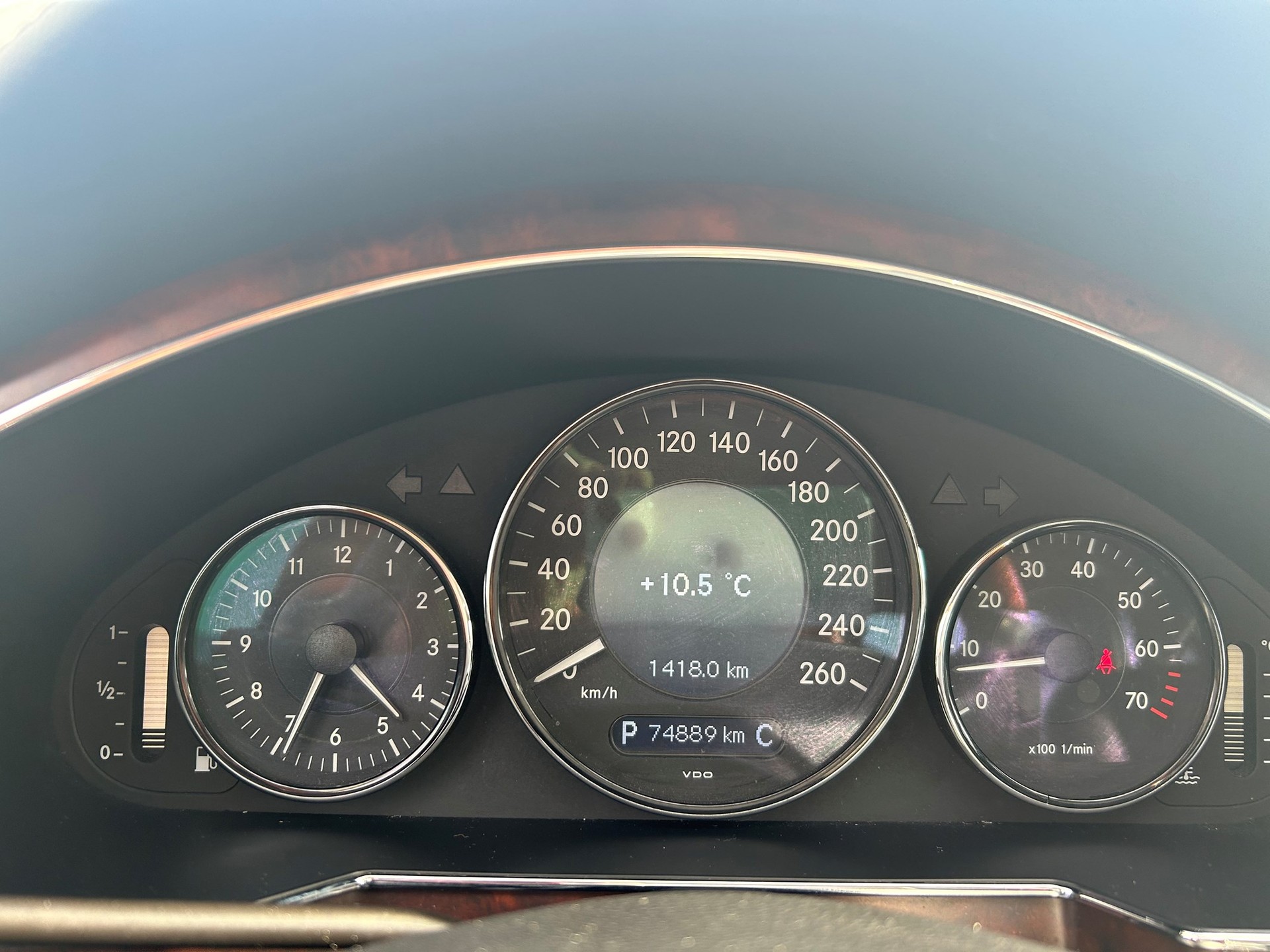 MERCEDES-BENZ CLS 500 7G-Tronic-image-11