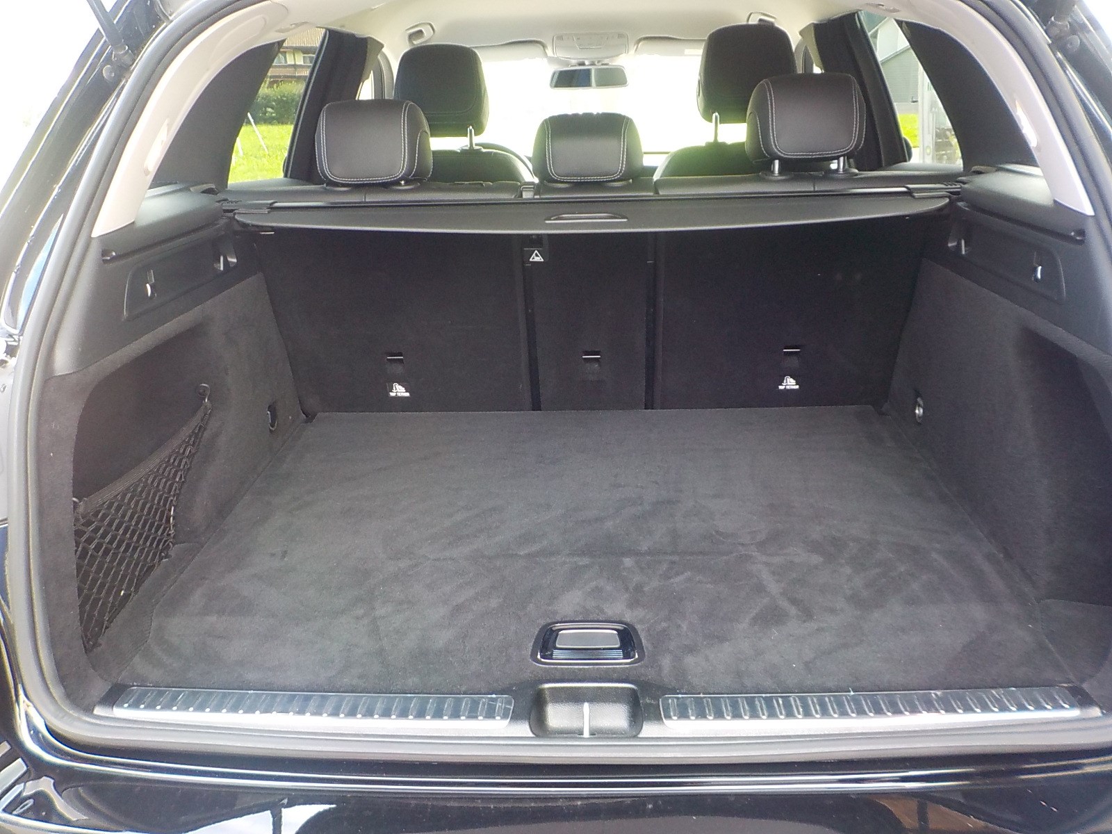 MERCEDES-BENZ GLC 250 d AMG Line 4Matic 9G-Tronic-image-10
