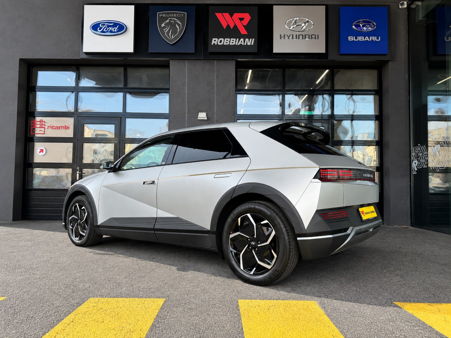 HYUNDAI Ioniq 5 77kWh Vertex 4WD-image-2