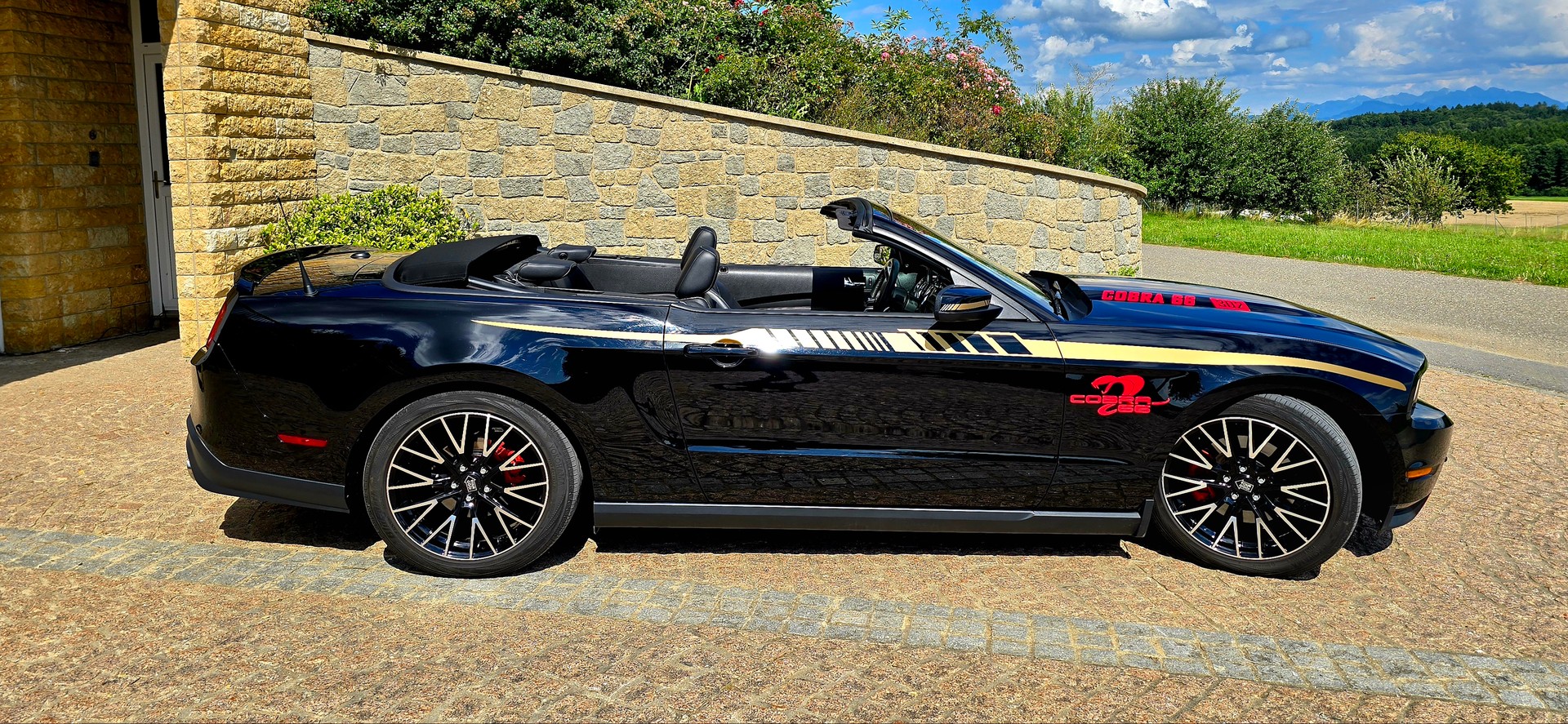 FORD Mustang 302 V8 455 CV/PS-image-10