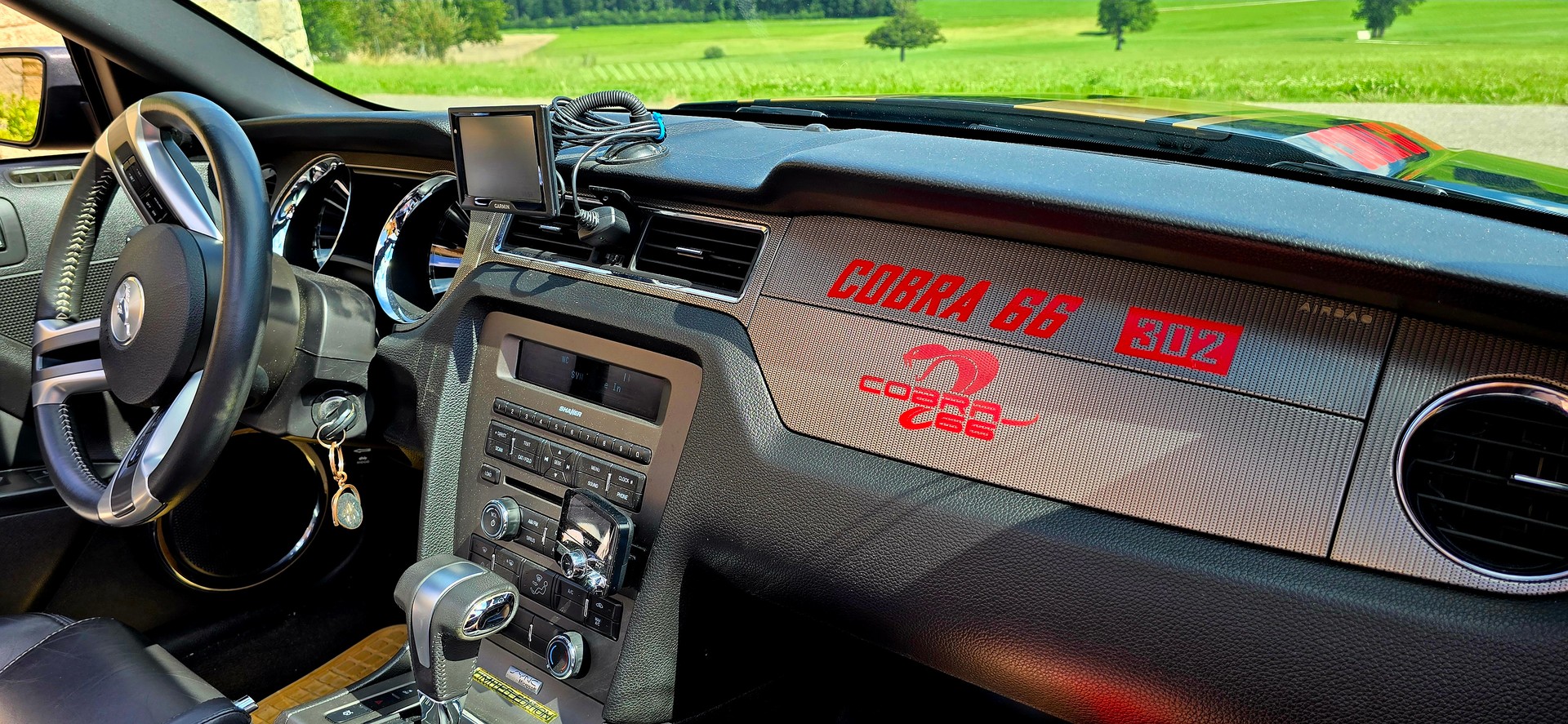 FORD Mustang 302 V8 455 CV/PS-image-17