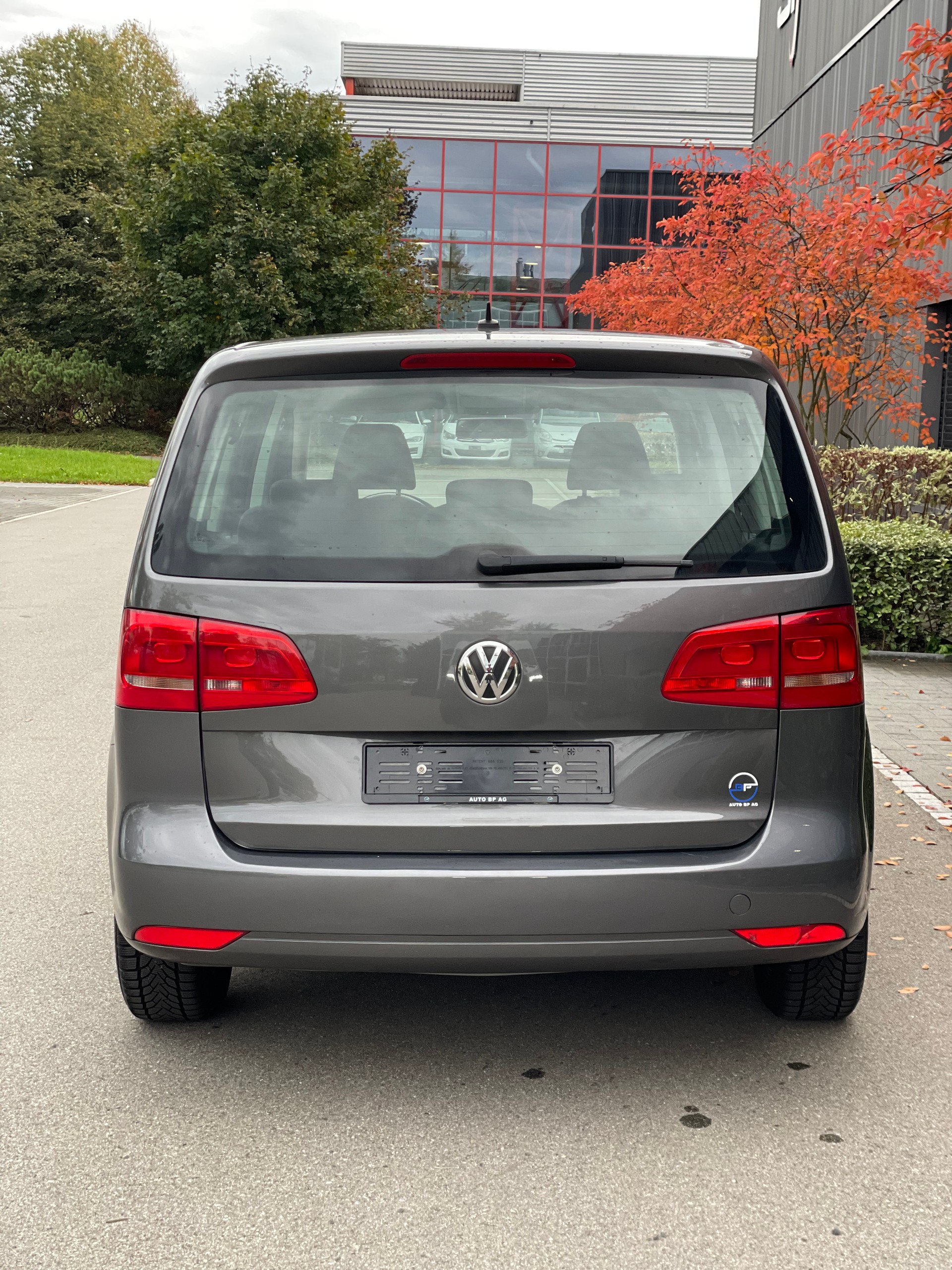 VW Touran 1.6 TDI Trendline-image-3