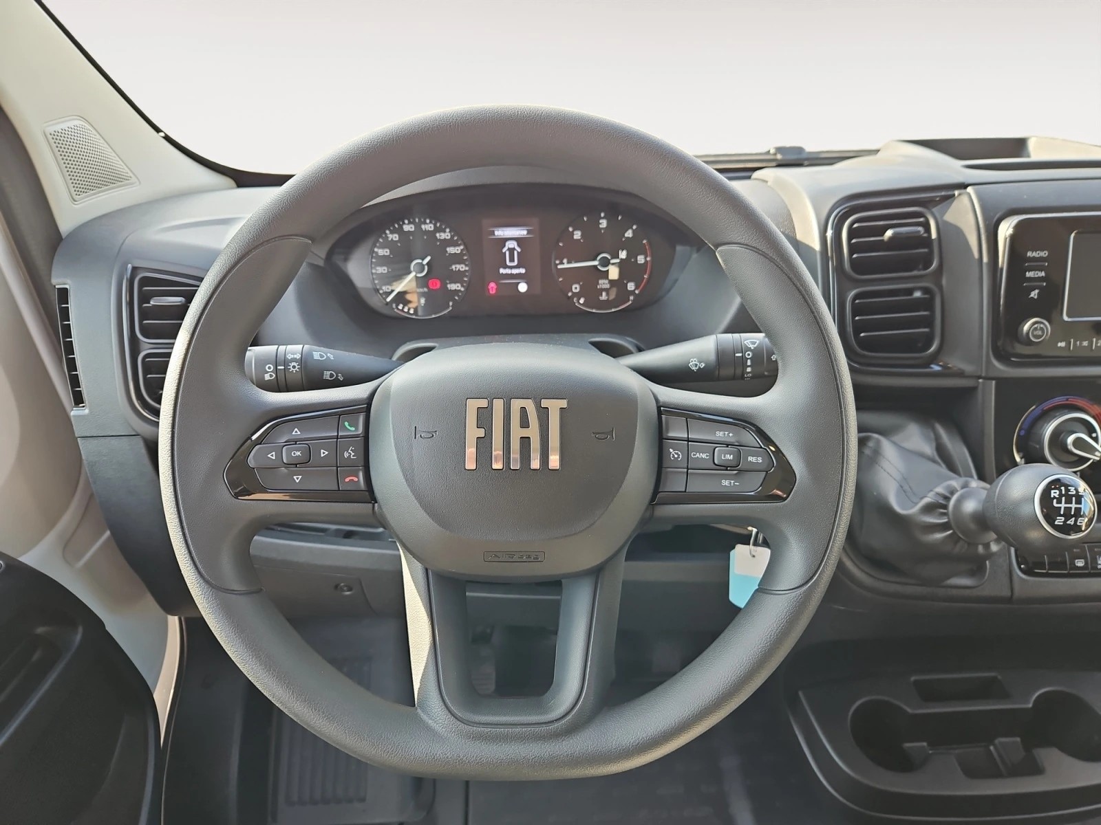 FIAT MY24 NEW DUCATO 35 KW / L2H2 / 2.2 MJ3 / 140PS / E6D / EAT8 Automat-showroom-element-3