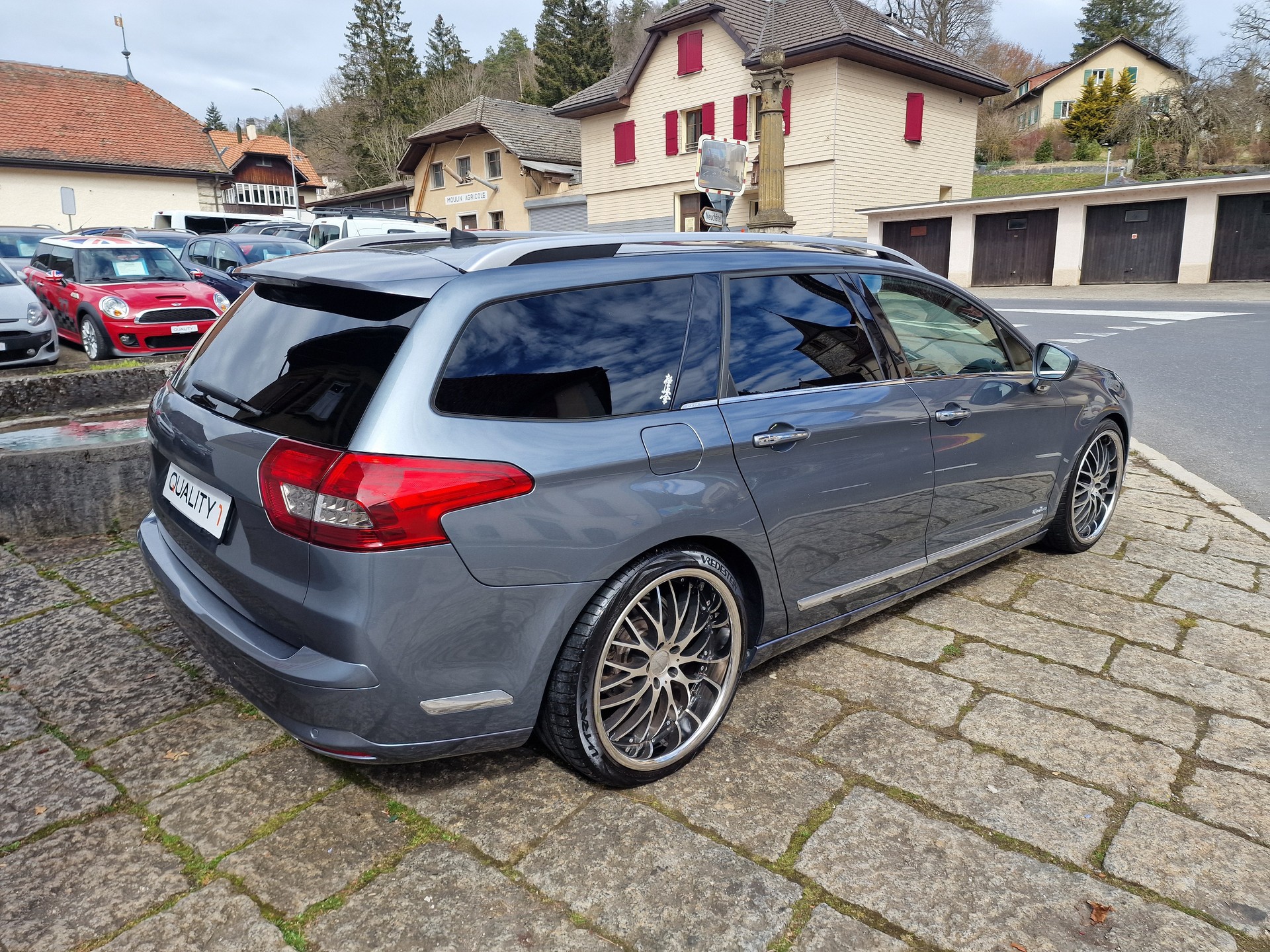 CITROEN C5 Tourer 1.6 Turbo Exclusive Automatic-image-3