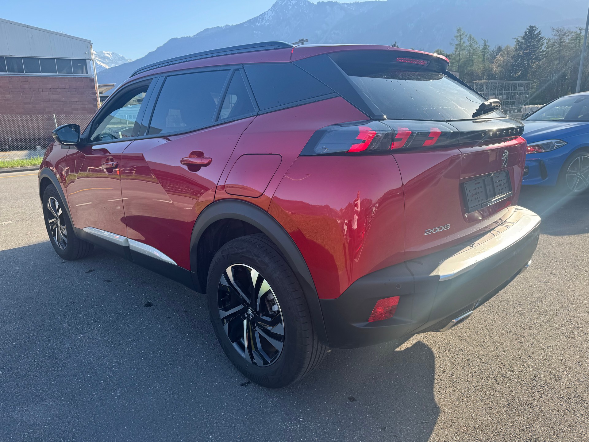 PEUGEOT 2008 1.2 PureTech Allure Pack EAT8-image-5