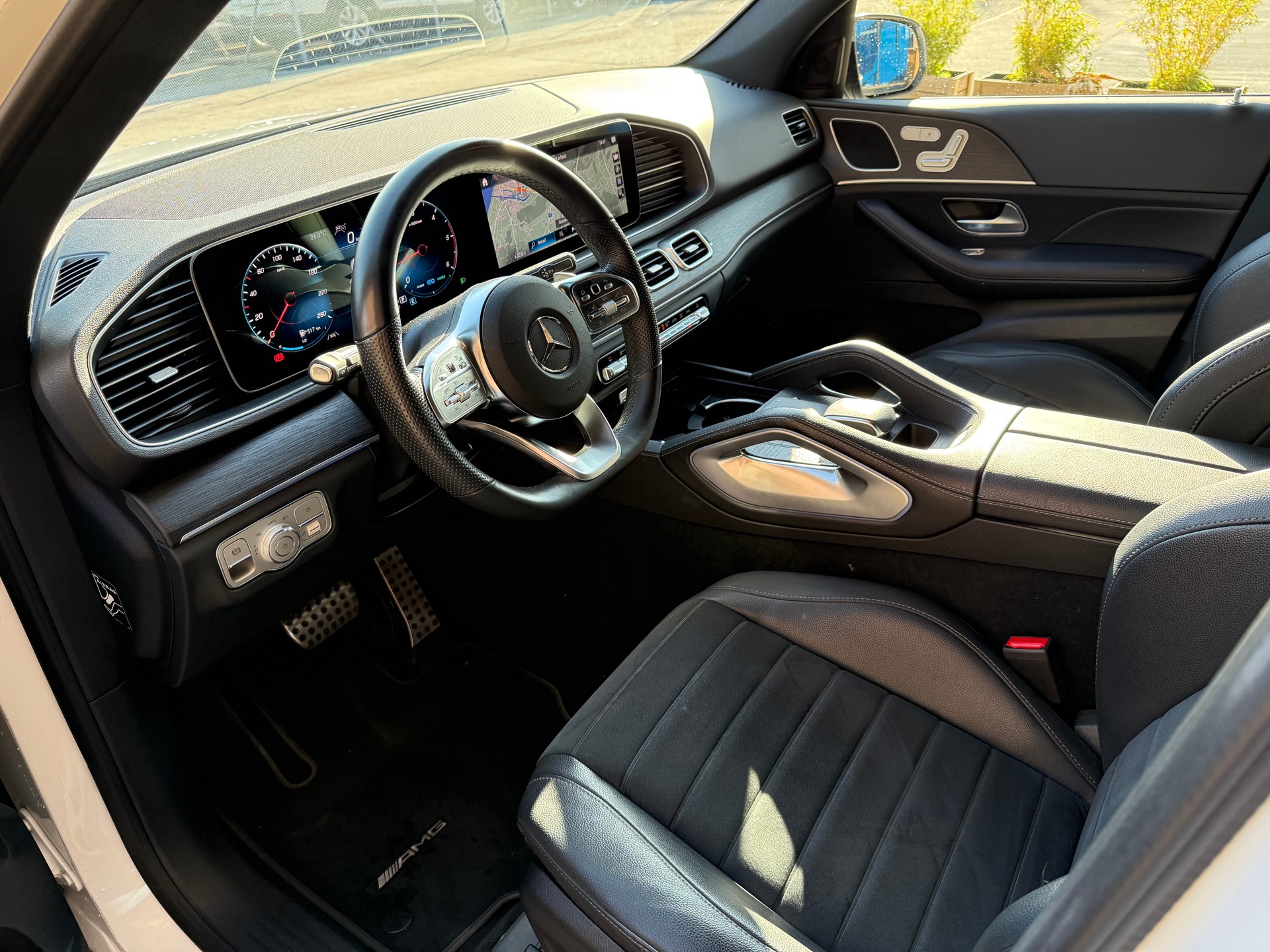 MERCEDES-BENZ GLE 300 d 4Matic AMG Line 9G-Tronic-image-7