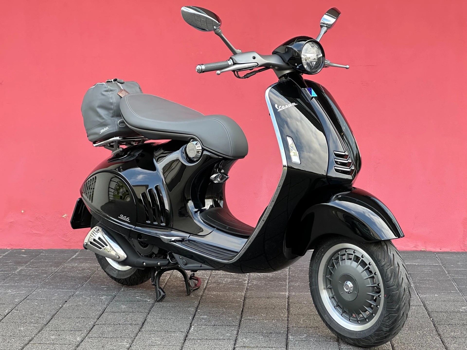 PIAGGIO Vespa 946-image-9