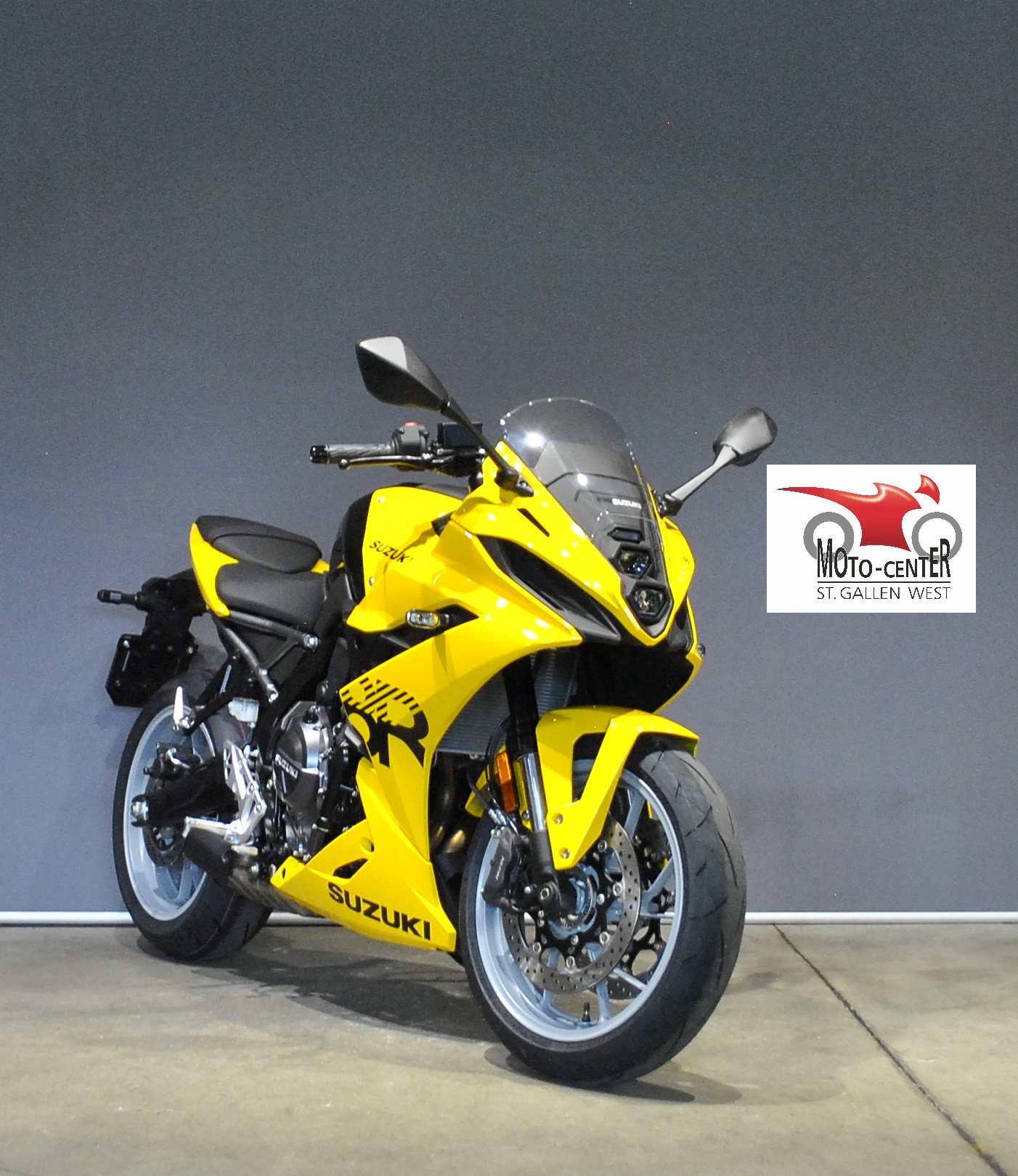 SUZUKI GSX 8 R