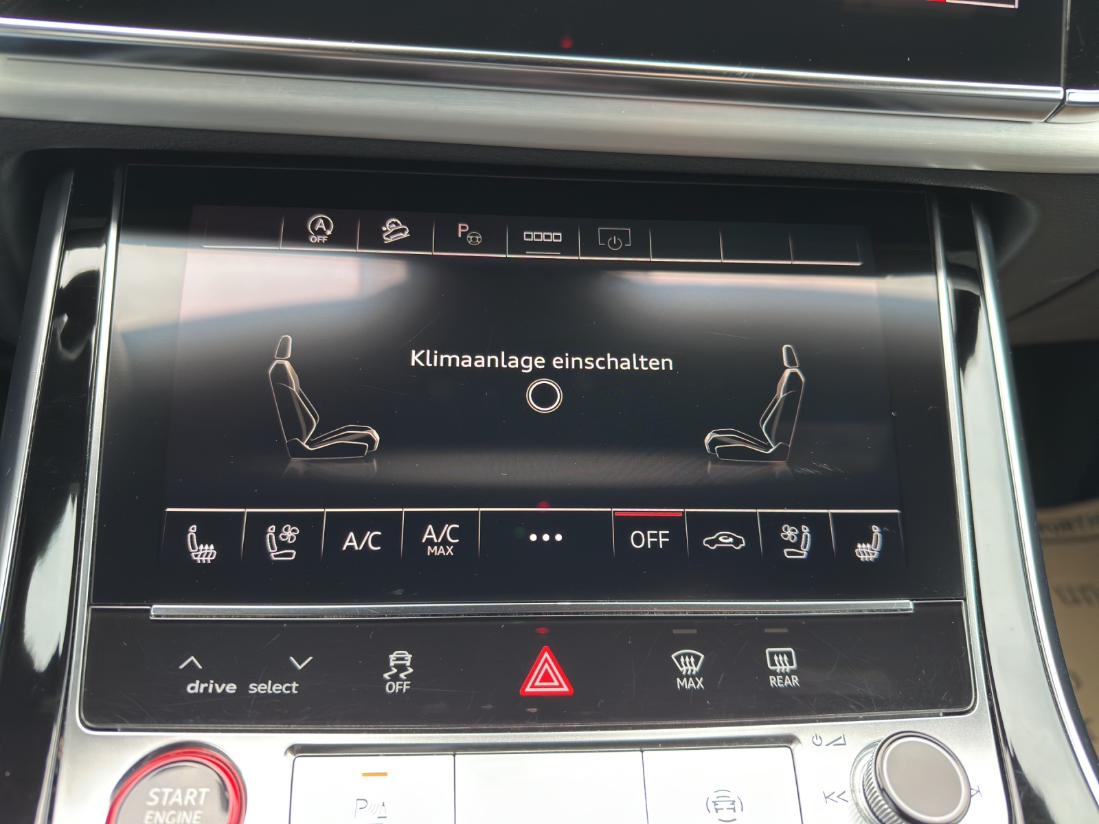 AUDI SQ8 50 TDI quattro tiptronic-image-16