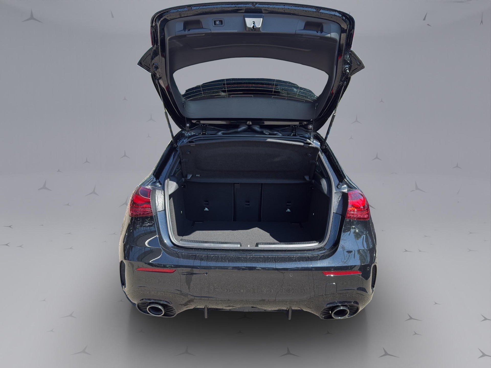 MERCEDES-BENZ A 35 AMG 4matic-image-15