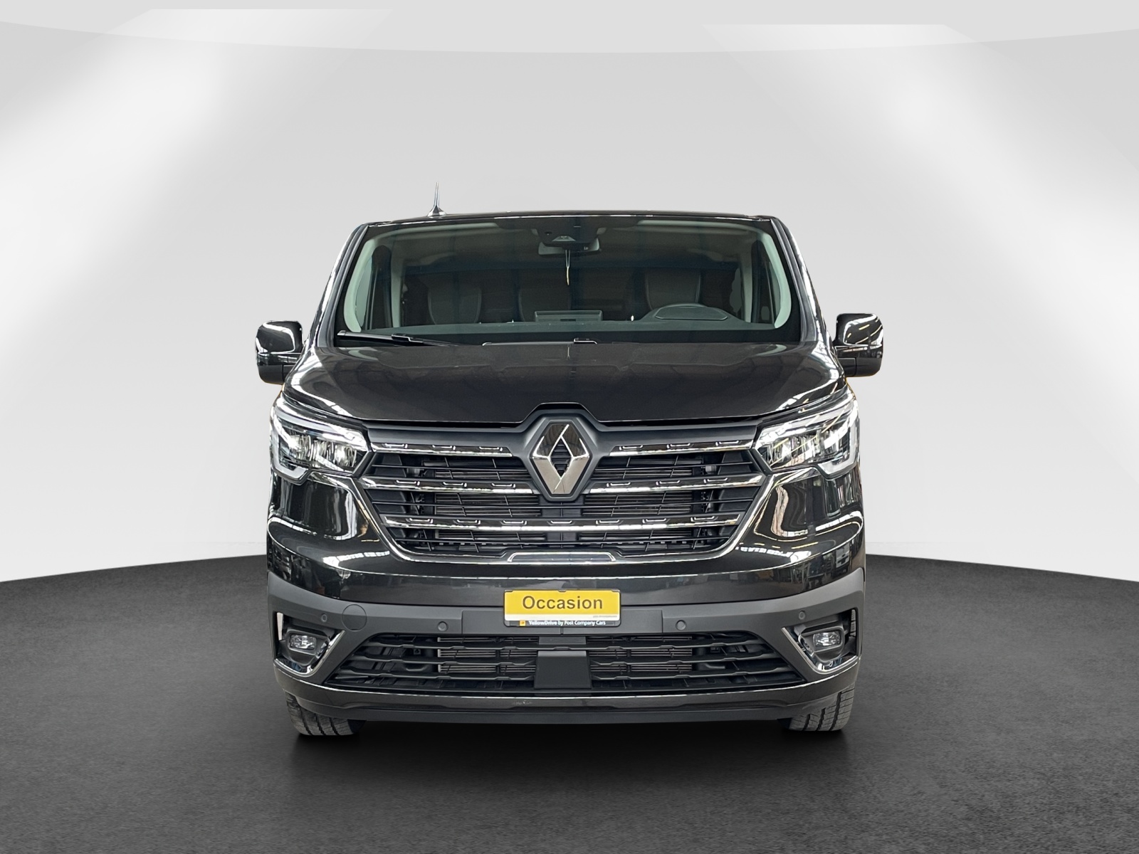 RENAULT Trafic Grand Passenger 2.0 dCi Blue 170 techno-showroom-element-1