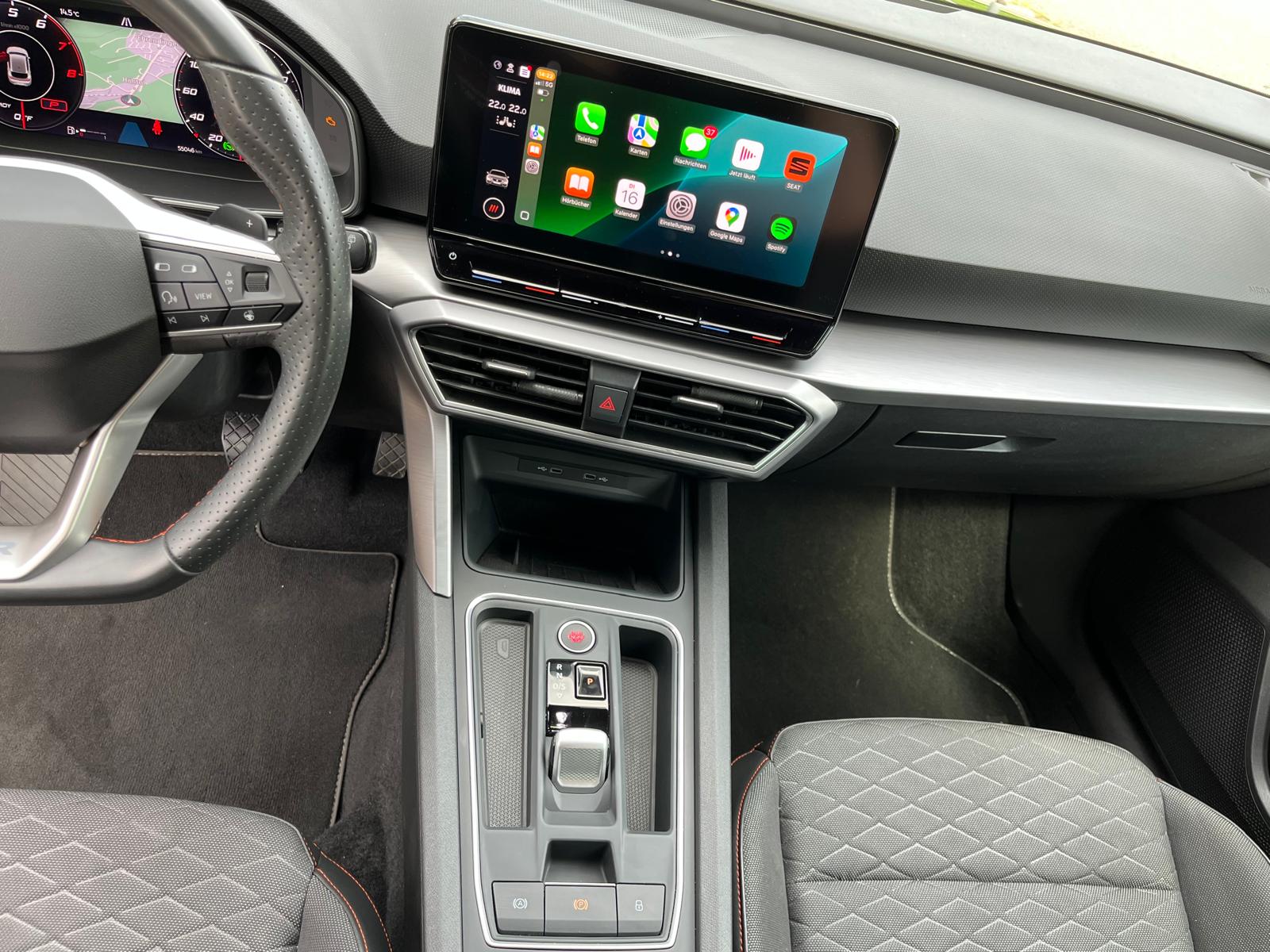 SEAT Leon 1.5 eTSI mHEV DSG FR-image-12