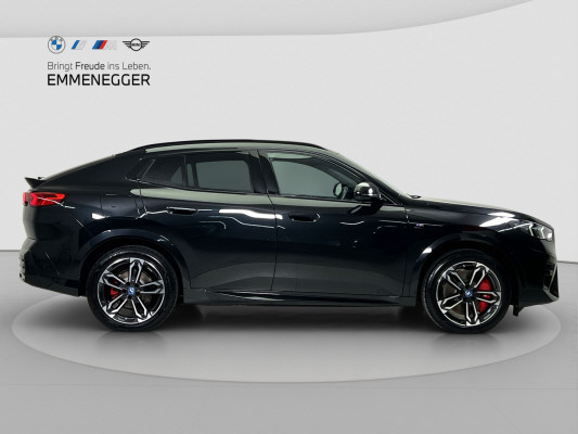 BMW iX2 xDrive 30 M Sport Pro-image-5